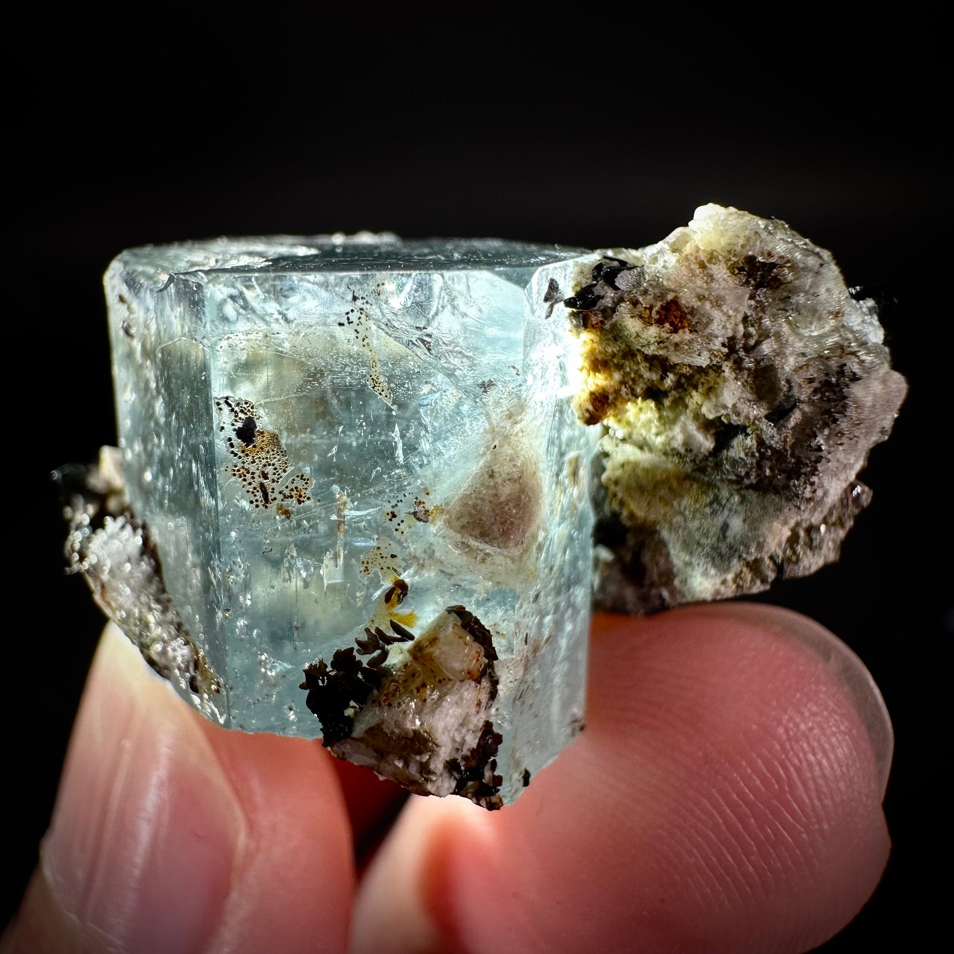 Hyalite Opal on Aquamarine (Namibia), UV reactive hyalite opal, aquamarine crystal, rare minerals, rare crystals, fluorescent crystal