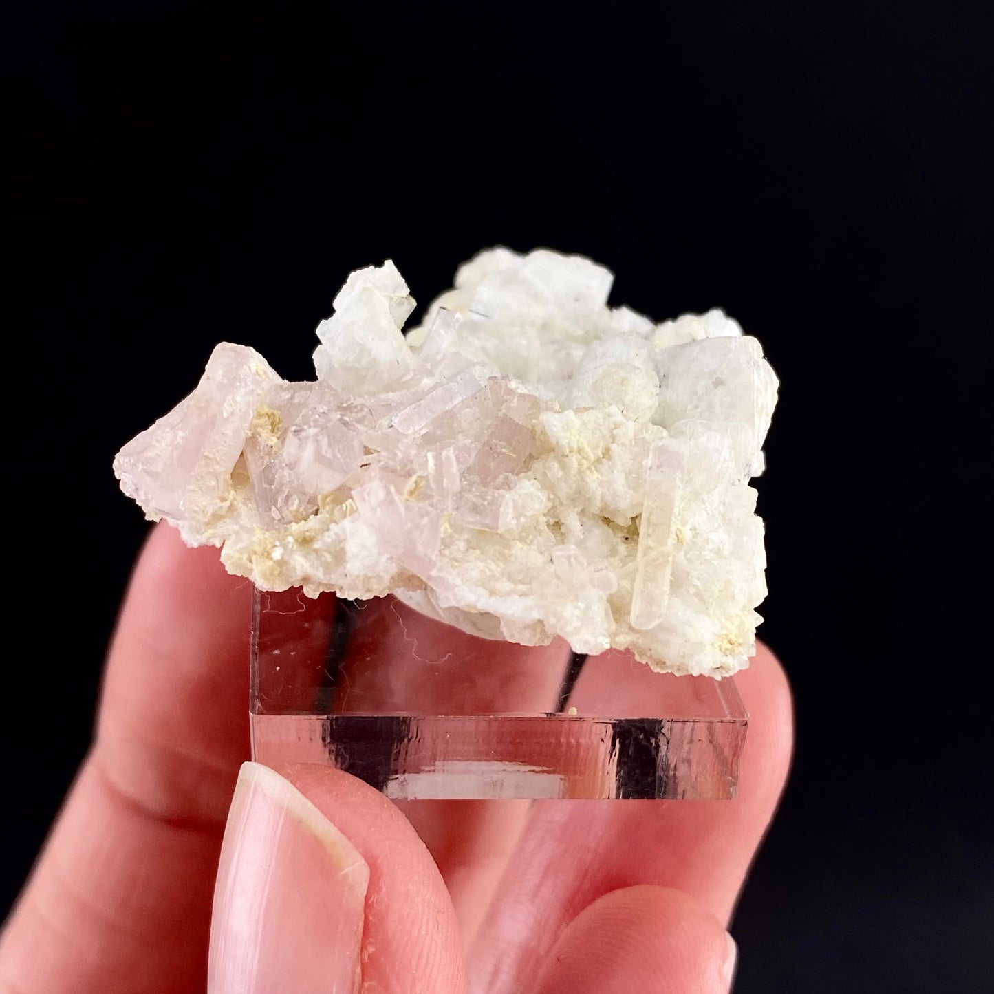 Pink Fluorapatite (Pakistan), UV reactive fluorapatite, natural pink apatite, terminated apatite crystal, mineral specimen, rare gems