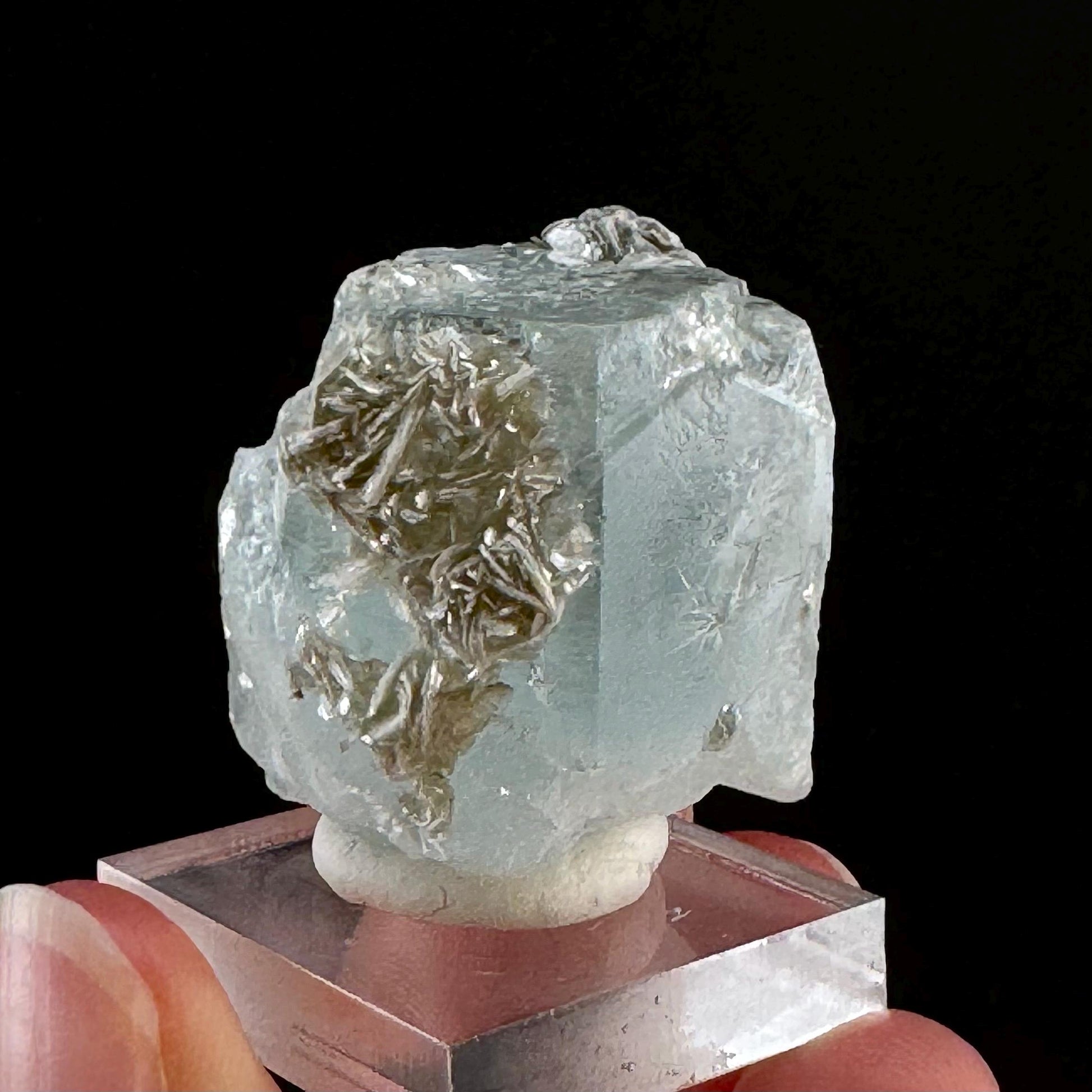Aquamarine with Muscovite (Pakistan) | terminated Aquamarine, raw Aquamarine, natural Aquamarine crystal, aquamarine specimen