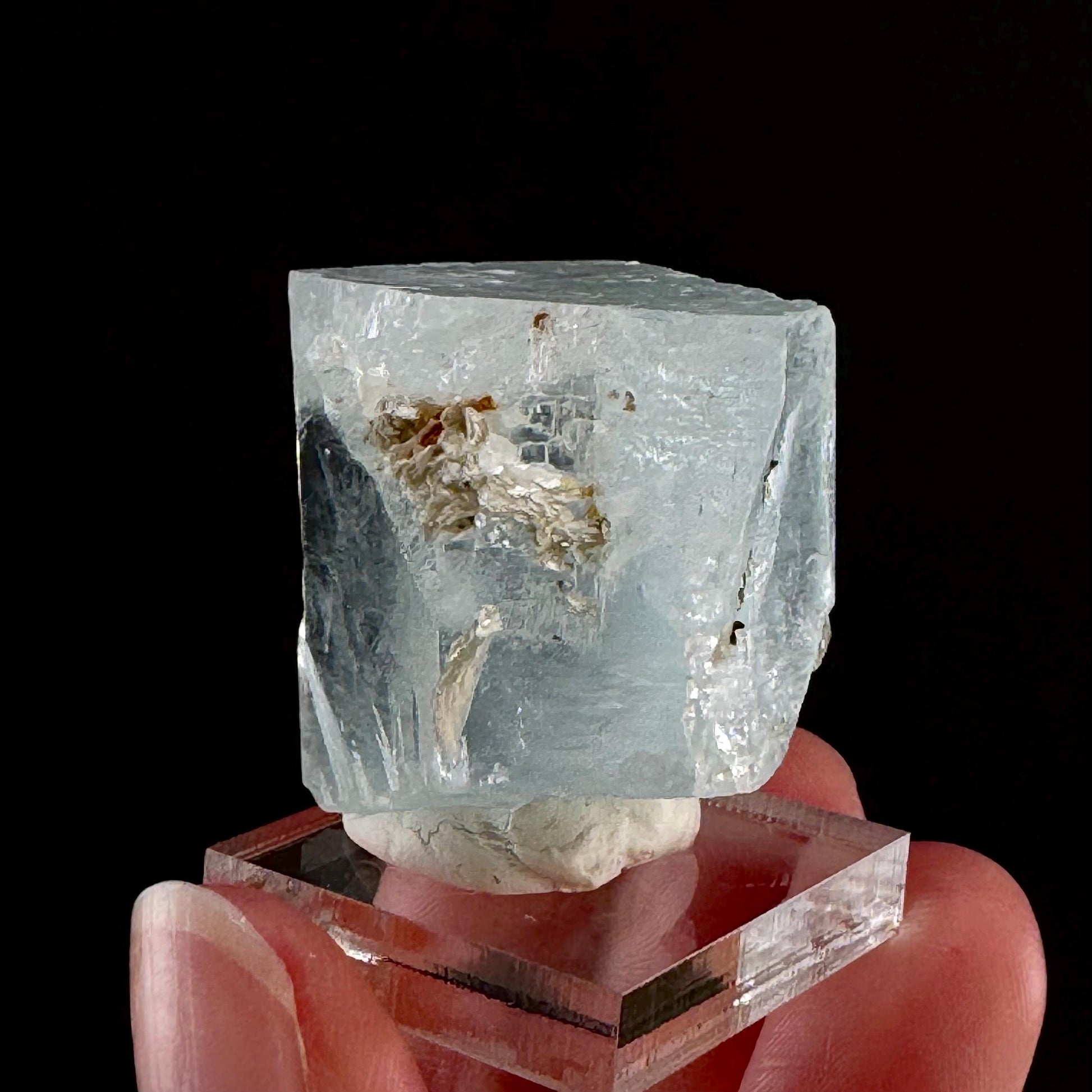 Aquamarine with Muscovite (Pakistan) | terminated Aquamarine, raw Aquamarine, natural Aquamarine crystal, aquamarine specimen