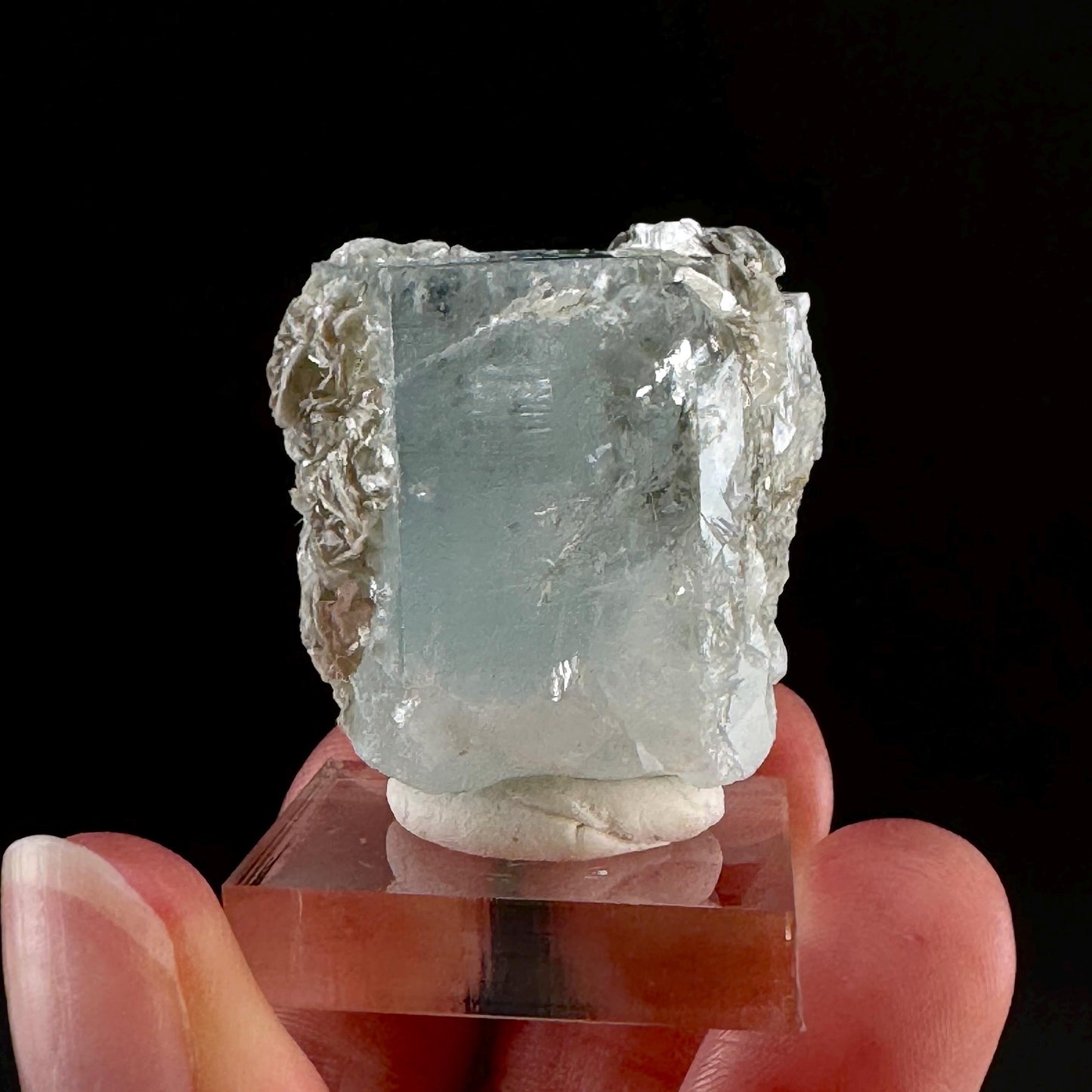 Aquamarine with Muscovite (Pakistan) | terminated Aquamarine, raw Aquamarine, natural Aquamarine crystal, aquamarine specimen