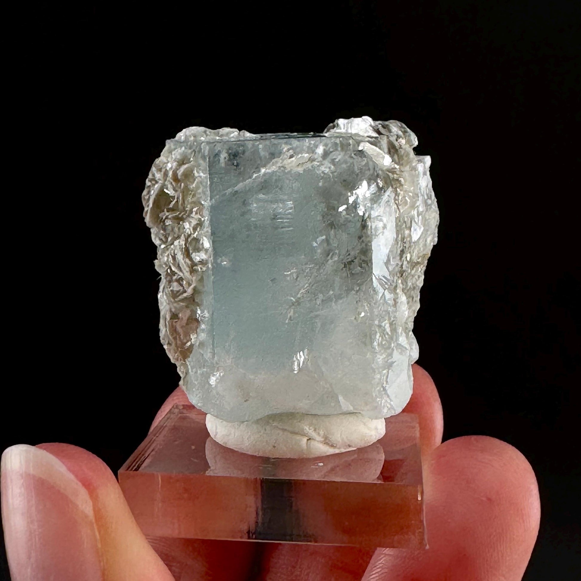 Aquamarine with Muscovite (Pakistan) | terminated Aquamarine, raw Aquamarine, natural Aquamarine crystal, aquamarine specimen