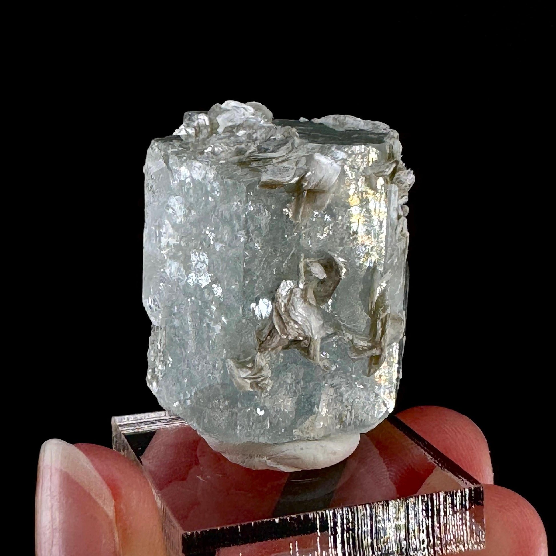 Aquamarine with Muscovite (Pakistan) | terminated Aquamarine, raw Aquamarine, natural Aquamarine crystal, aquamarine specimen