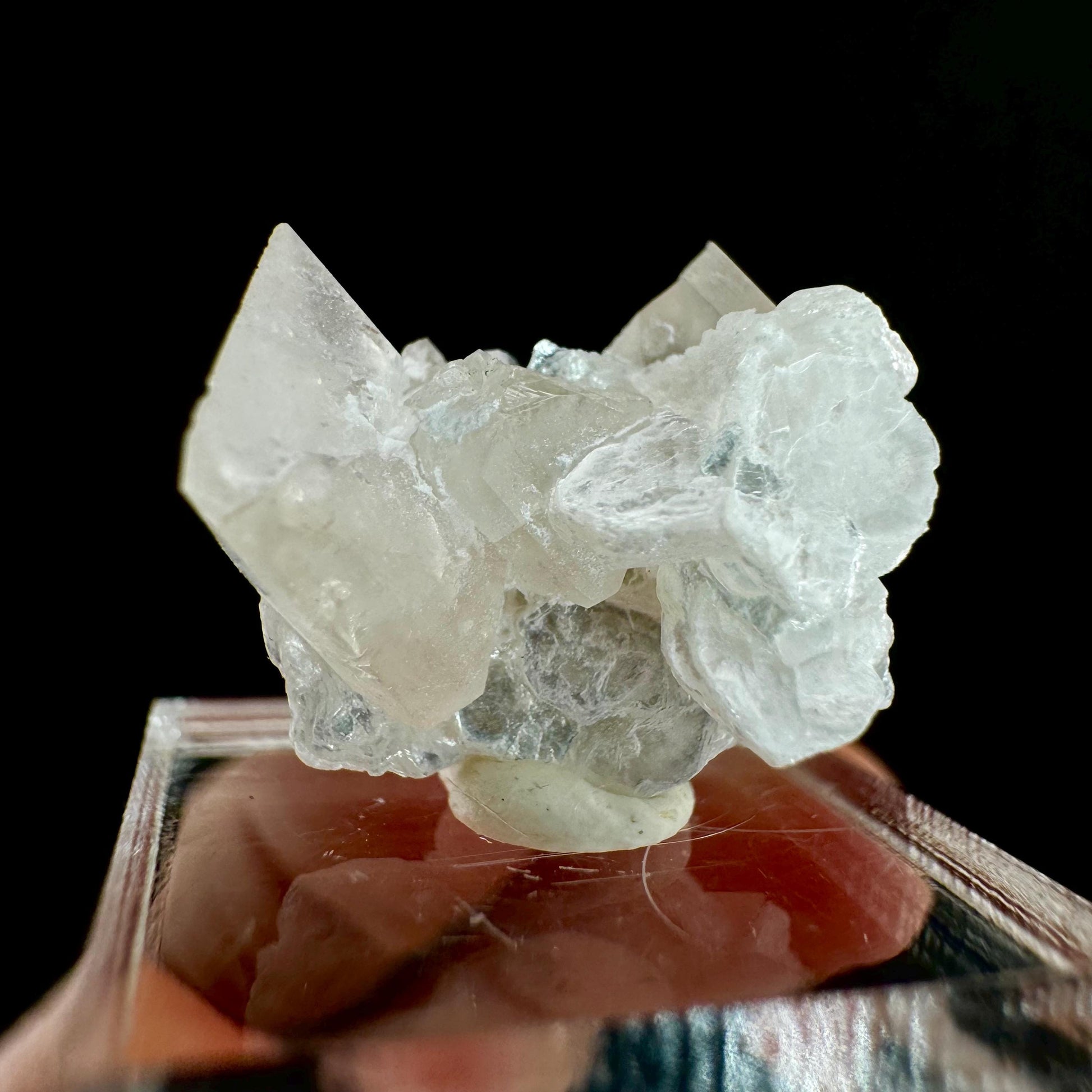 Champagne Topaz on Albite Matrix (Pakistan) | topaz crystal, rare crystals, mineral specimen, rare minerals, natural topaz, golden topaz