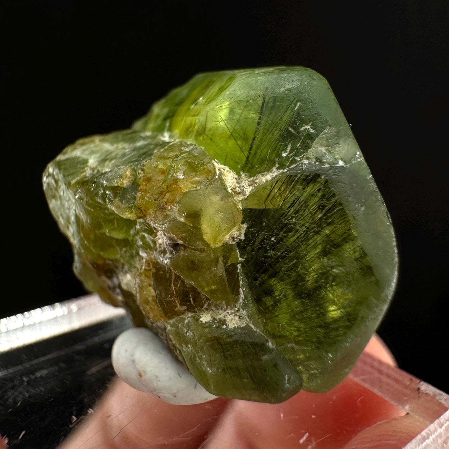Naturally terminated peridot crystal (Pakistan) | raw peridot, natural peridot, peridot crystal, peridot point