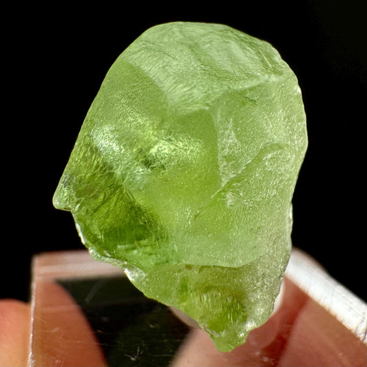Naturally terminated peridot crystal (Pakistan) | raw peridot, natural peridot, peridot crystal, peridot point