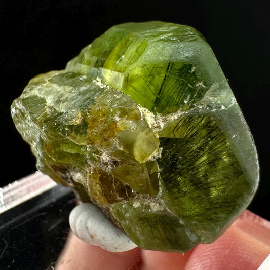 Naturally terminated peridot crystal (Pakistan) | raw peridot, natural peridot, peridot crystal, peridot point