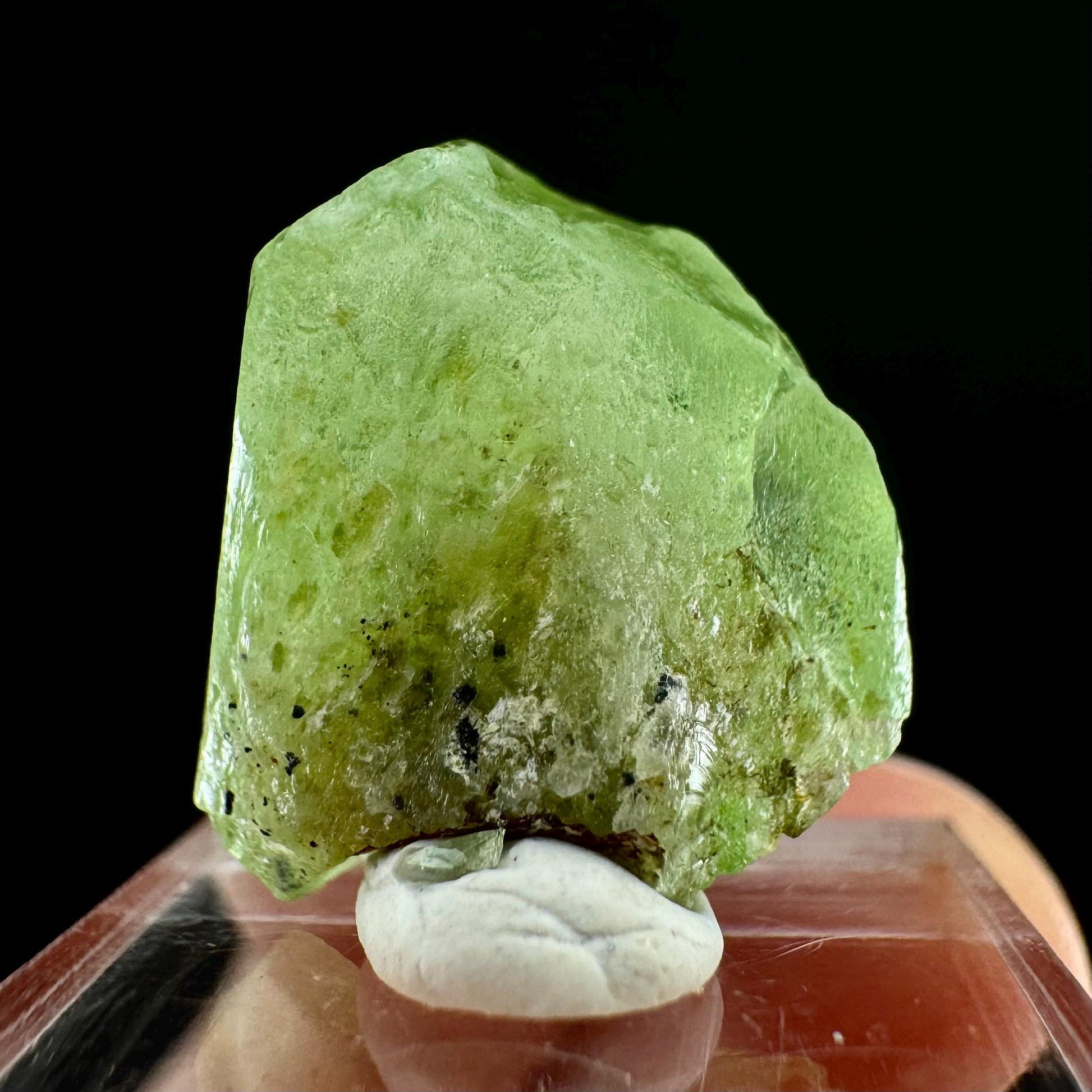 Naturally terminated peridot crystal (Pakistan) | raw peridot, natural peridot, peridot crystal, peridot point