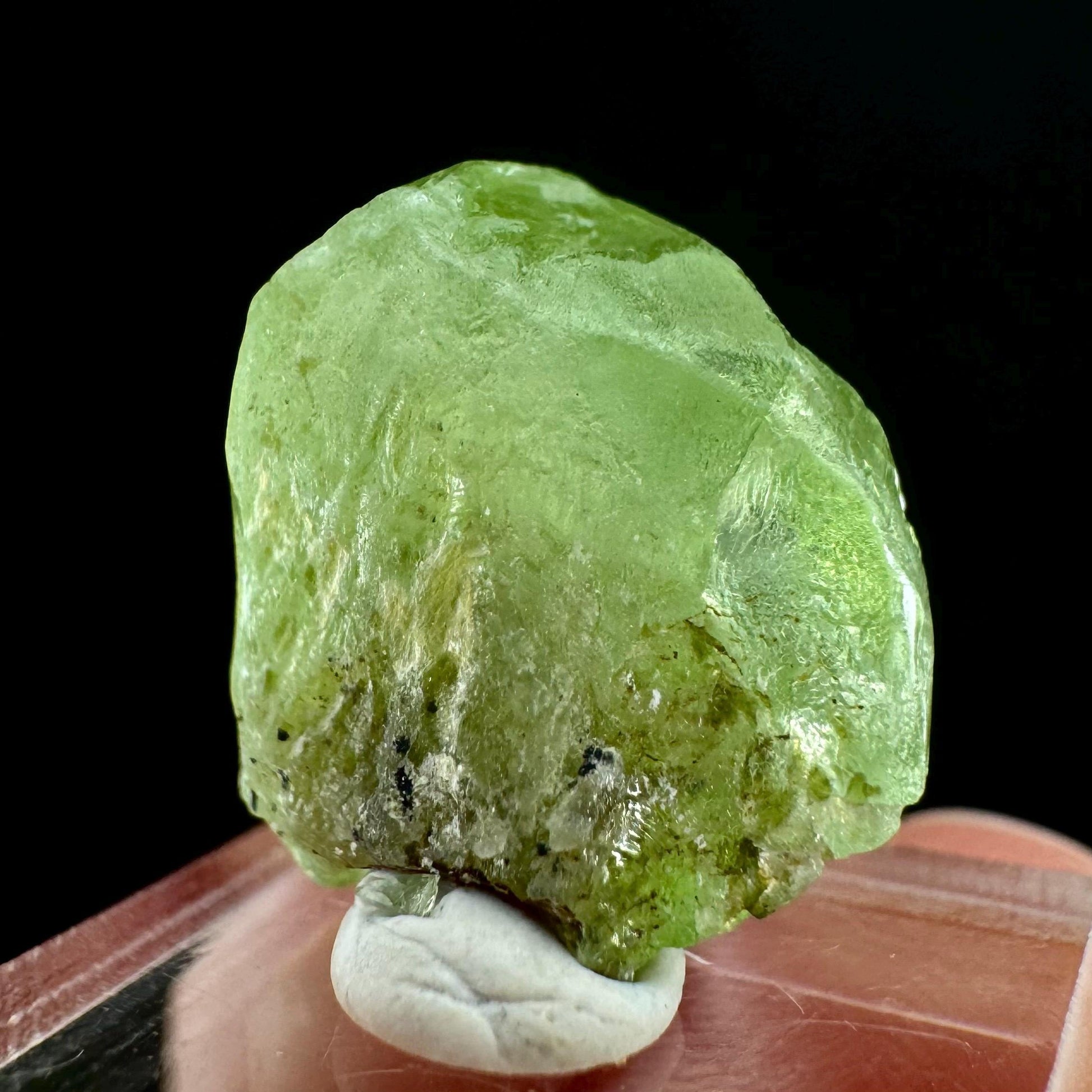 Naturally terminated peridot crystal (Pakistan) | raw peridot, natural peridot, peridot crystal, peridot point