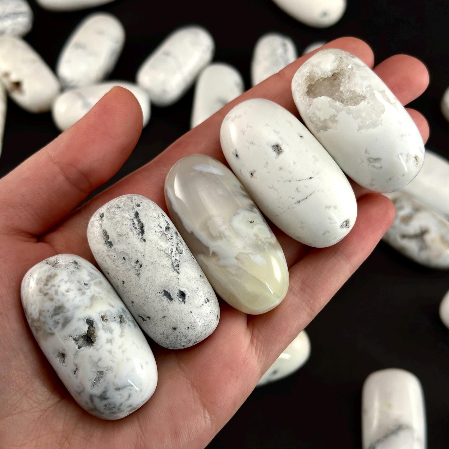ONE Polished Snow Agate, white agate, tumbled snow agate