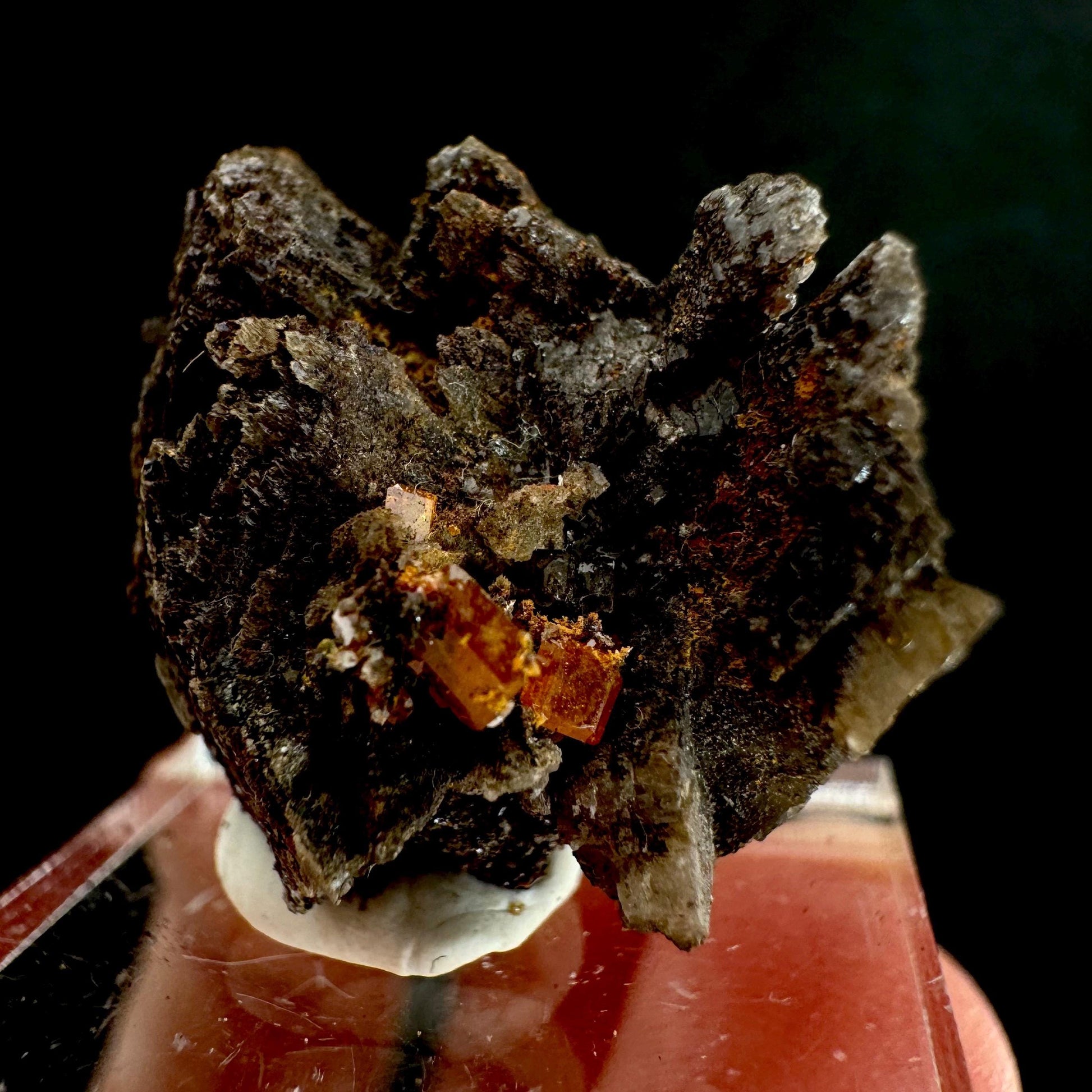 Wulfenite Specimen (Arizona, USA), raw wulfenite, orange wulfenite
