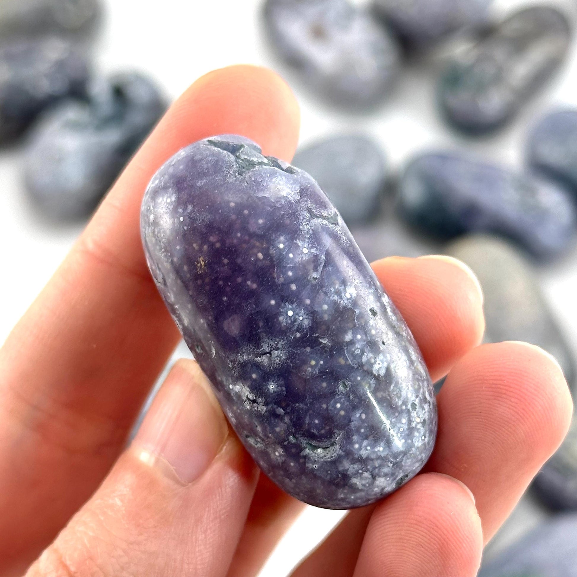 ONE Polished Grape Agate, tumbled grape agate, grape agate tumble