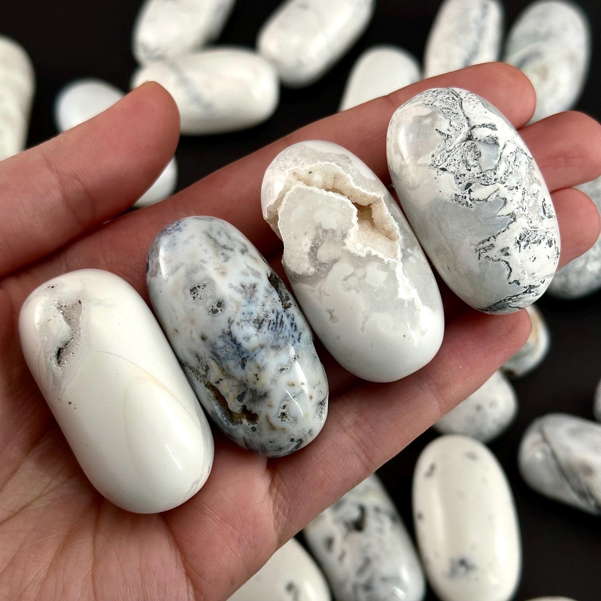ONE Polished Snow Agate, white agate, tumbled snow agate