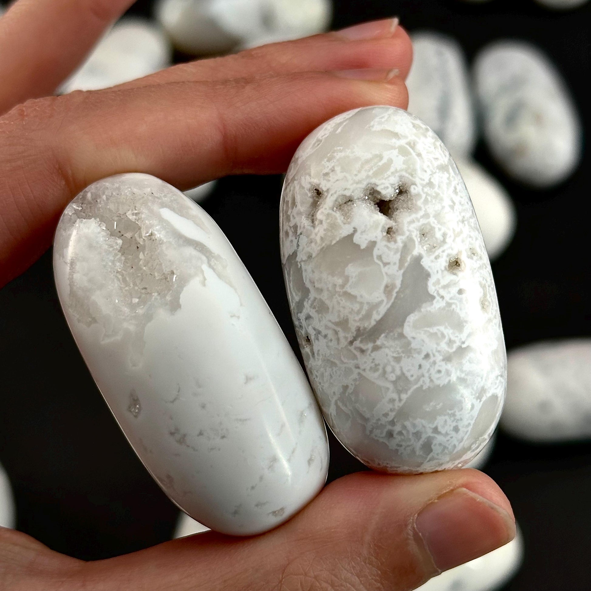 ONE Polished Snow Agate, white agate, tumbled snow agate