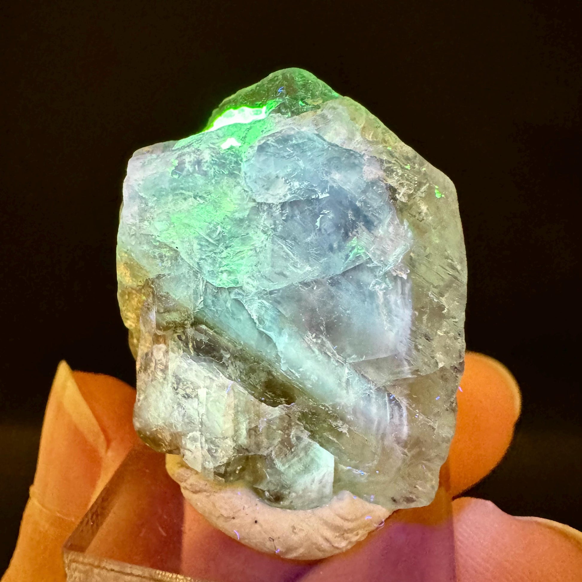 Fluorite (Erongo, Namibia) | UV reactive, fluorite cluster, green fluorite, fluorite, mineral specimen