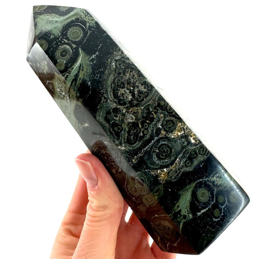 Kambaba Jasper Point, kambaba jasper tower, crystal point, green crystal, orbicular jasper, kambaba jasper
