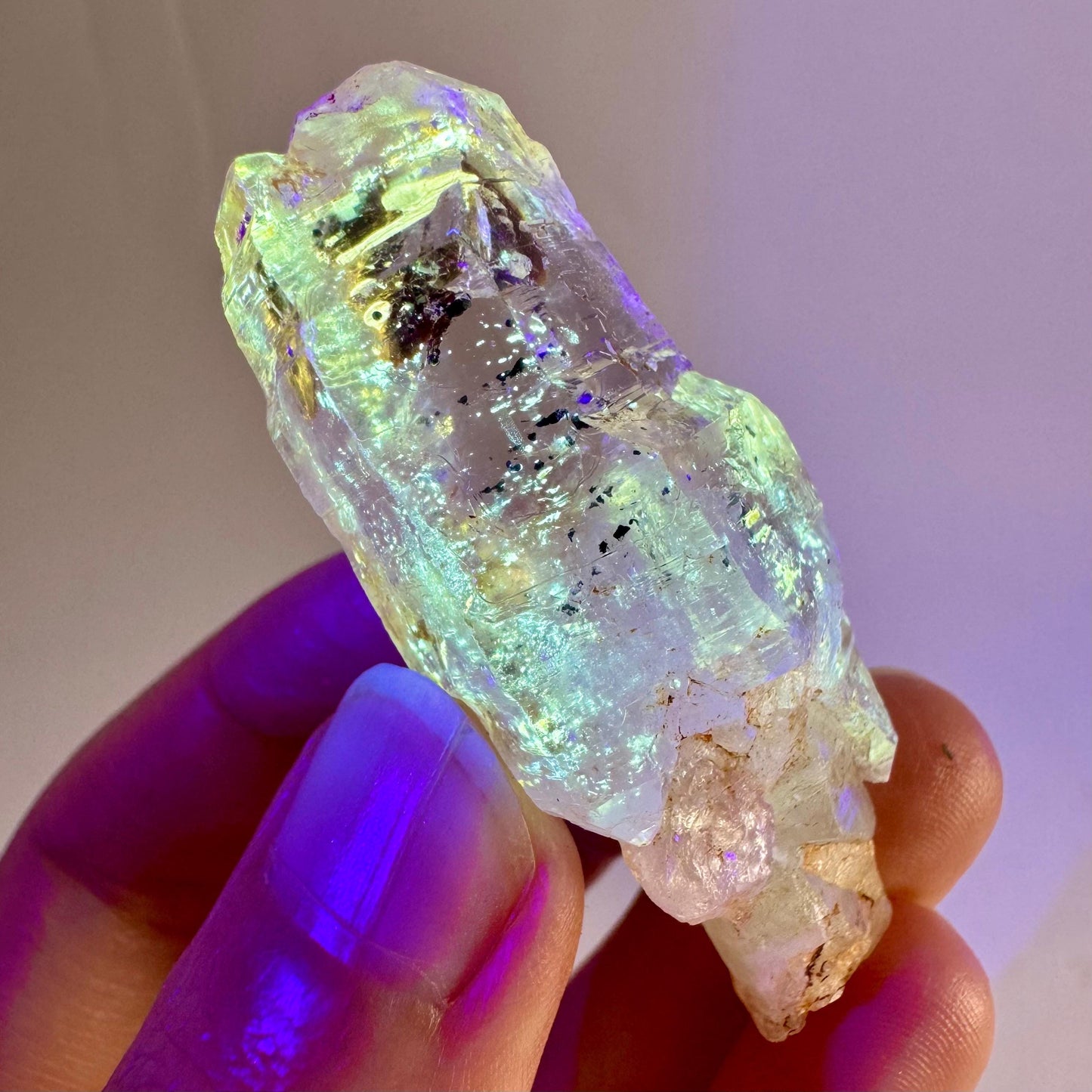 UV Reactive Petroleum Quartz (Madagascar) | natural firefly petroleum quartz crystal, fluorescent minerals