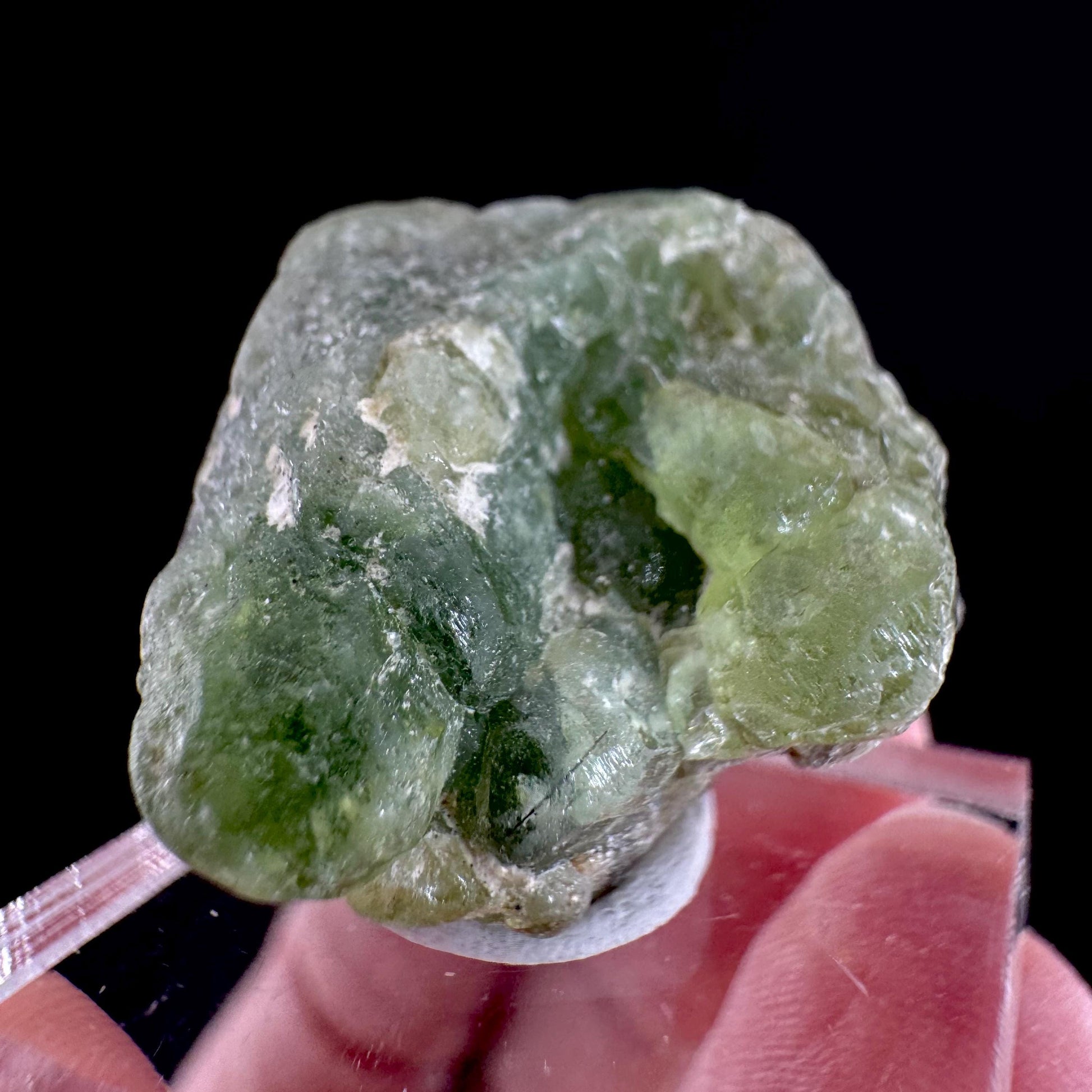 Peridot (Pakistan) | naturally terminated peridot crystal, mineral specimen