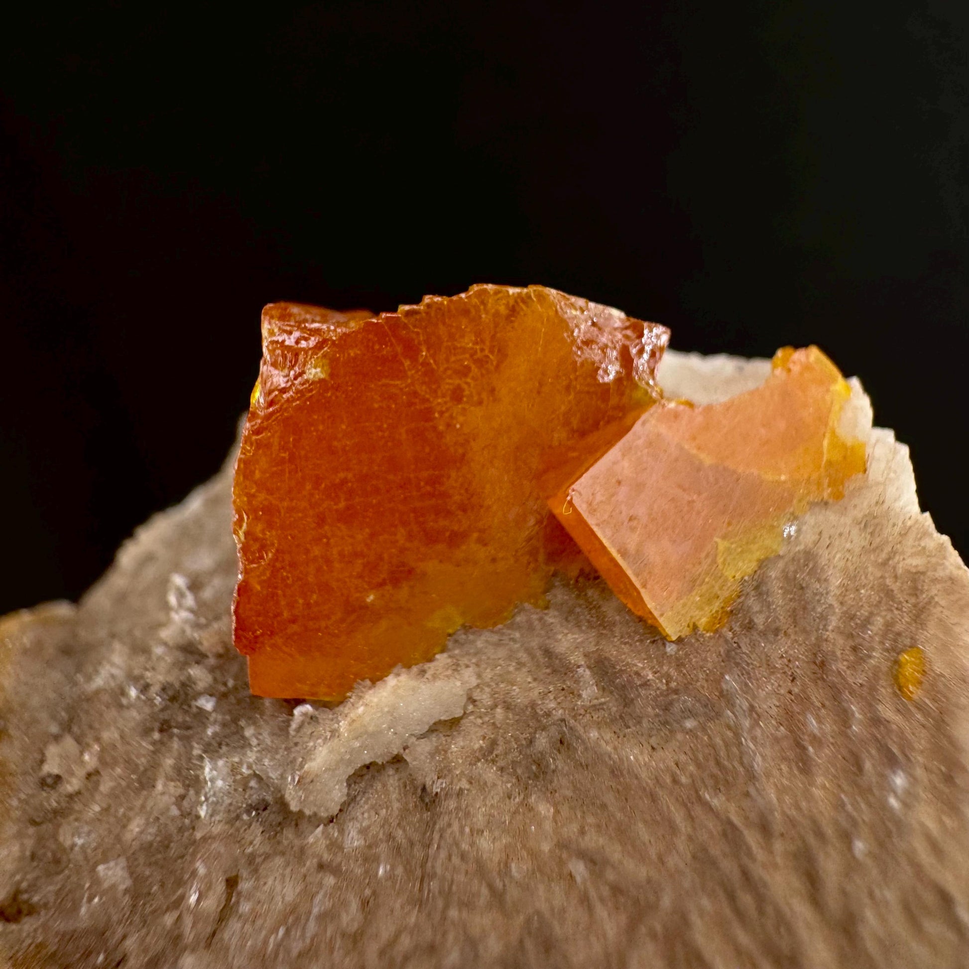 Wulfenite (Mexico) | orange wulfenite crystal, mineral specimen
