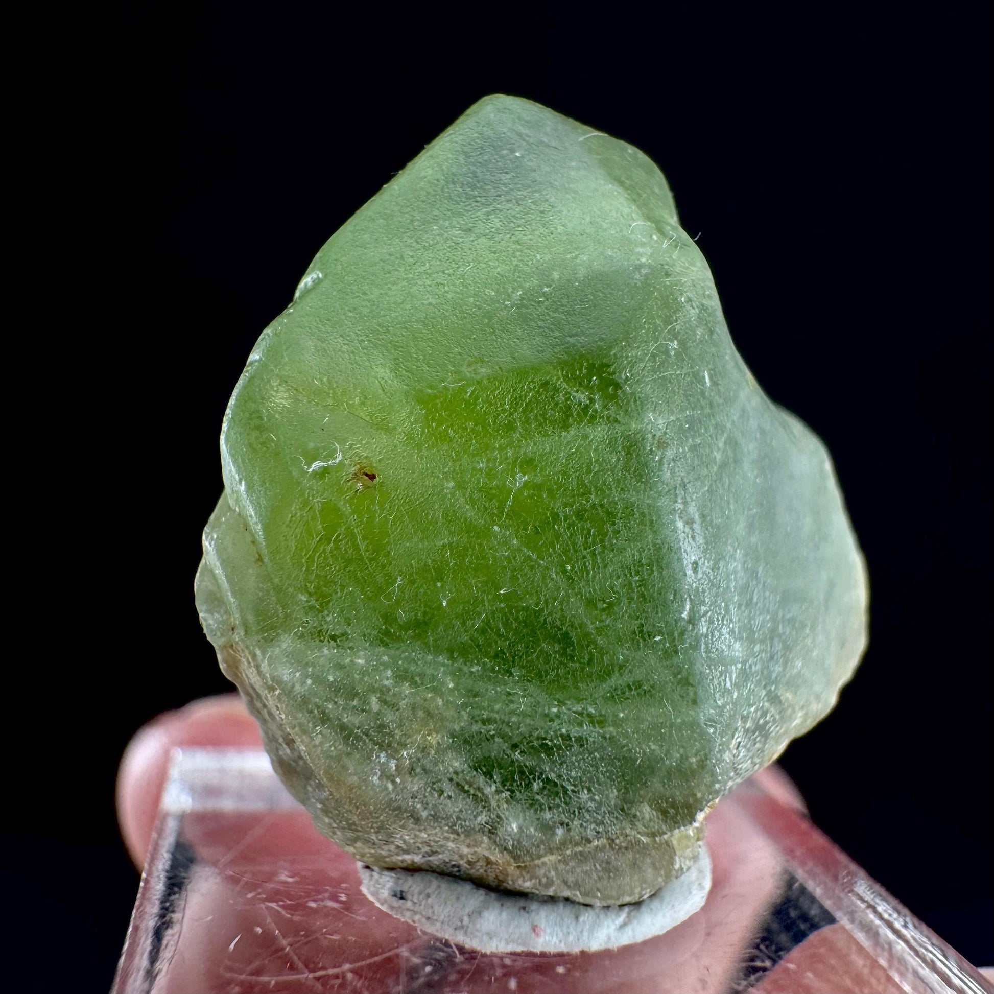 Peridot (Pakistan) | naturally terminated peridot crystal, mineral specimen
