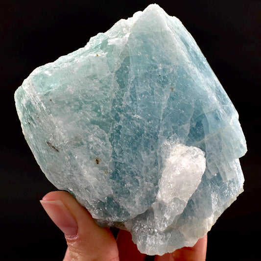 Aquamarine (Pakistan) | natural aquamarine crystal, mineral specimen