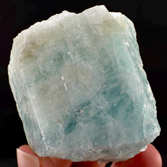 Aquamarine (Pakistan) | natural aquamarine crystal, mineral specimen