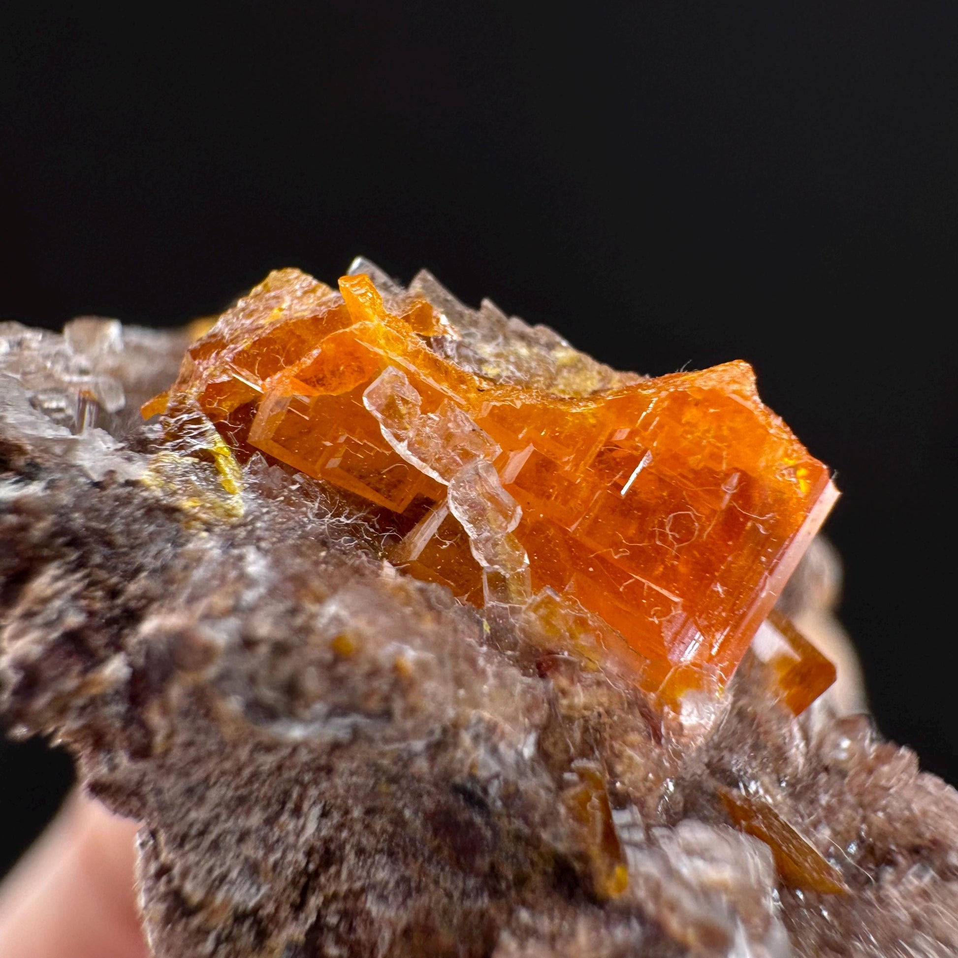 Wulfenite (Arizona, USA) | orange wulfenite crystal, mineral specimen