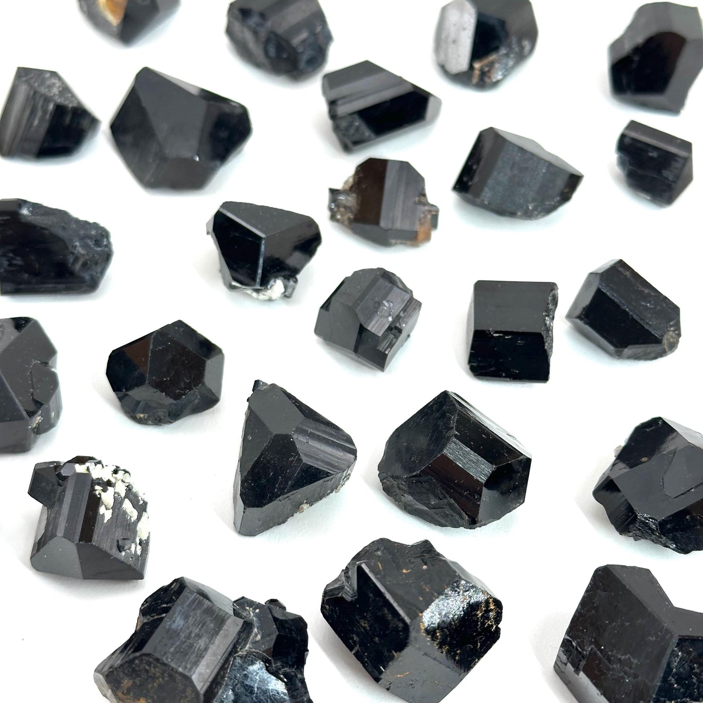 Black Tourmaline Crystal | black tourmaline stone, raw tourmaline crystal, protection stones, raw black tourmaline