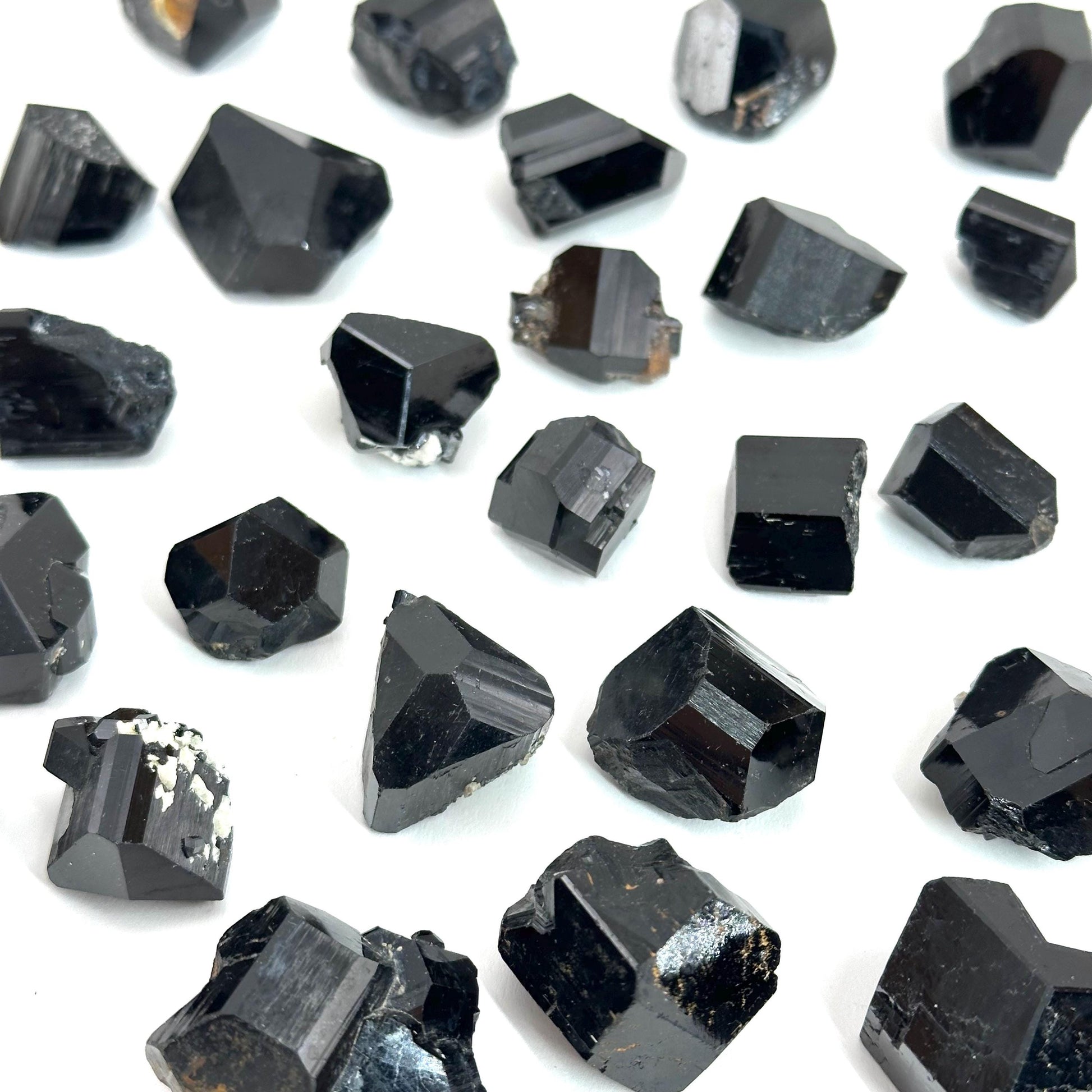 Black Tourmaline Crystal | black tourmaline stone, raw tourmaline crystal, protection stones, raw black tourmaline