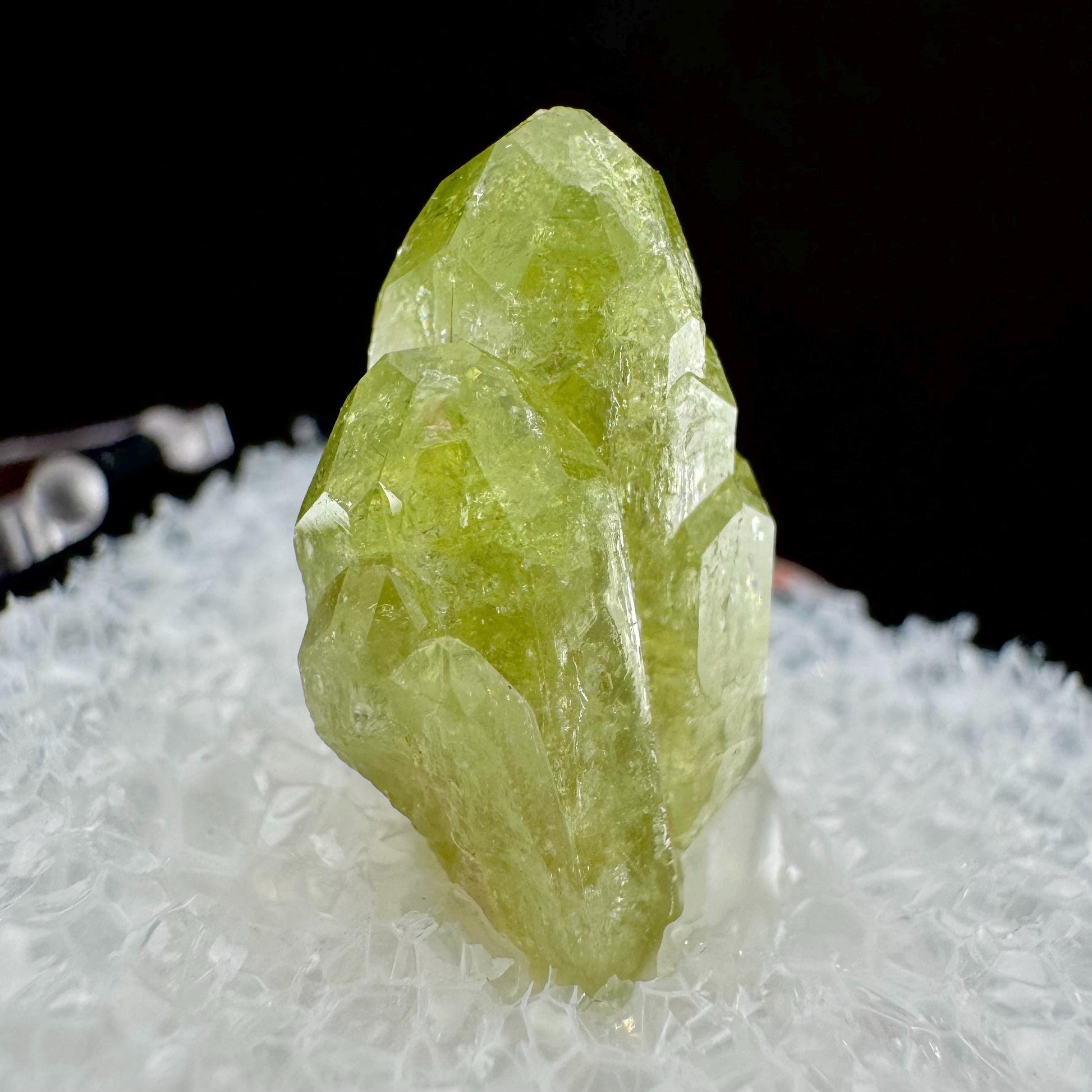 Vesuvianite (Canada) | green vesuvianite crystal, rare mineral specimen