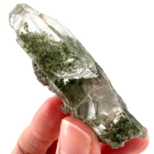 Chlorite Quartz | green phantom quartz crystal, mineral specimen