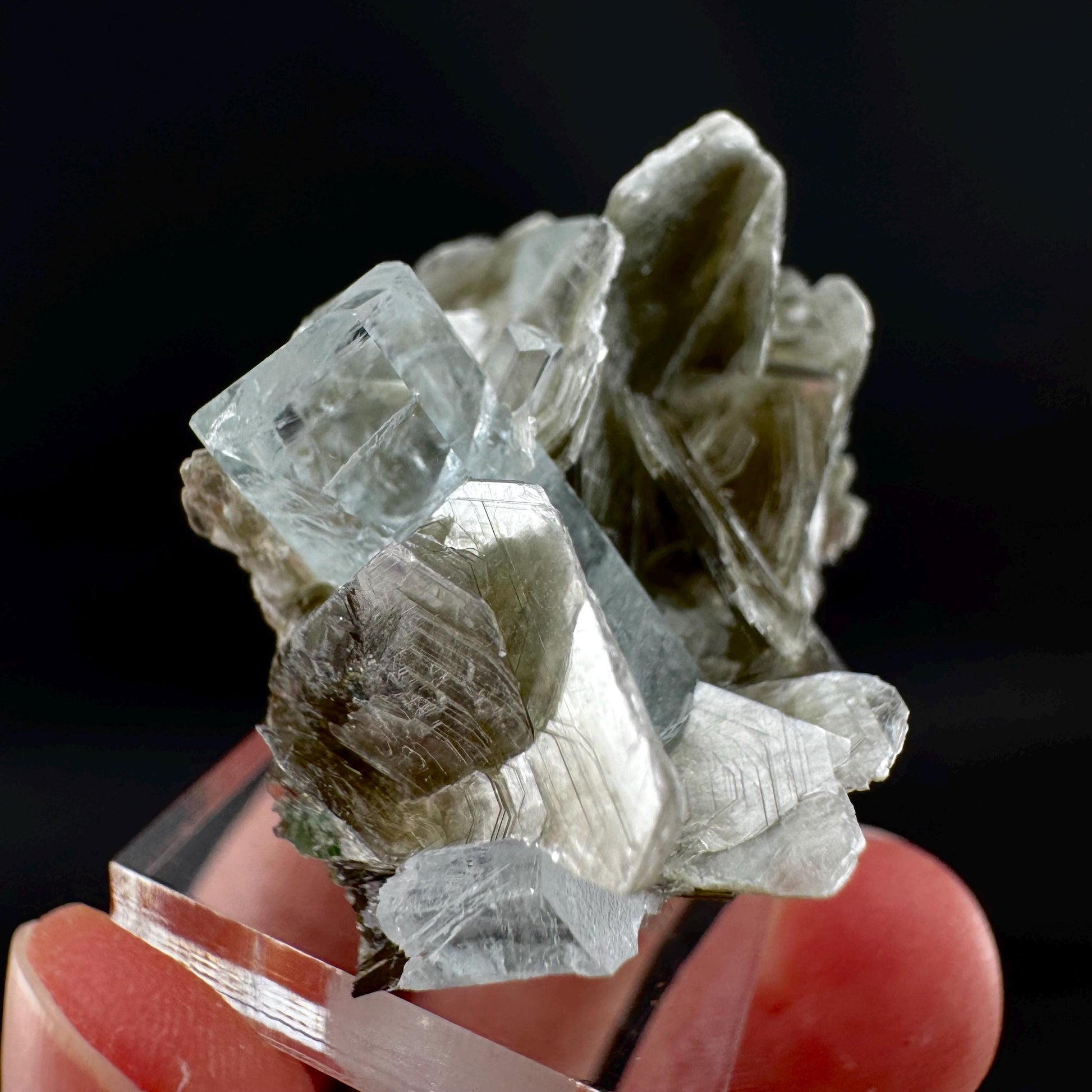 Aquamarine with Muscovite | terminated blue beryl crystal, natural mineral specimen