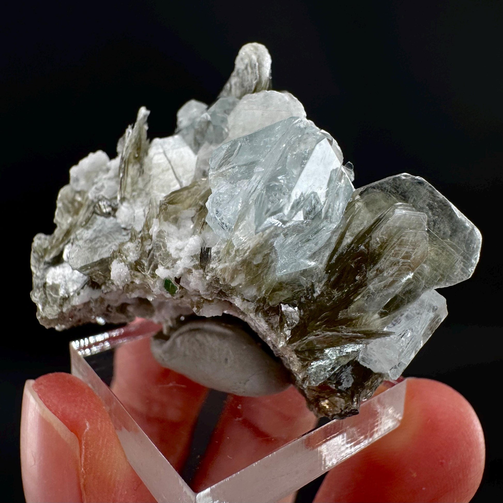 Aquamarine with Muscovite | terminated blue beryl crystal, natural mineral specimen