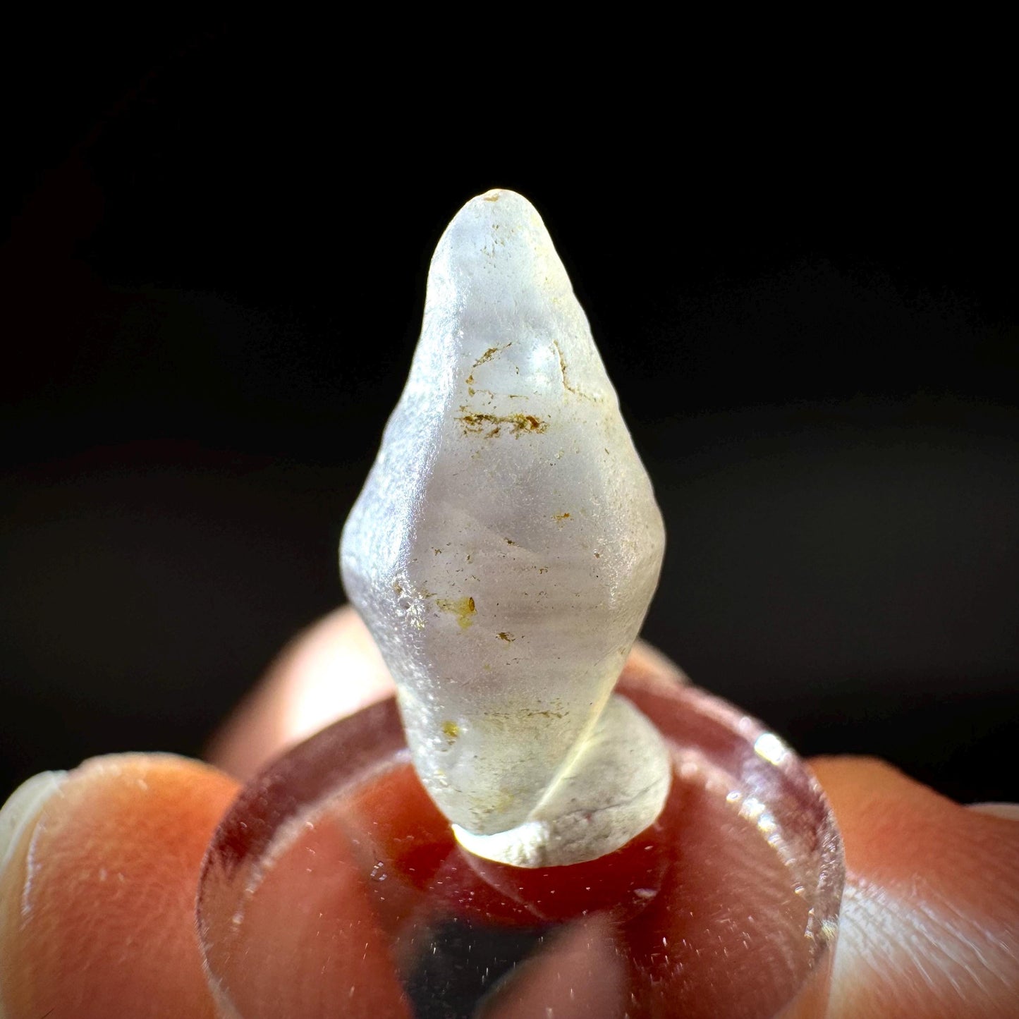 Ceylon Sapphire | natural uncut raw sapphire crystal, mineral specimen from Sri Lanka