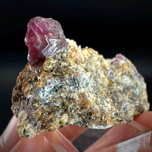 Spinel on Calcite Matrix | Natural red UV reactive crystal, mineral specimen from Afghanistan
