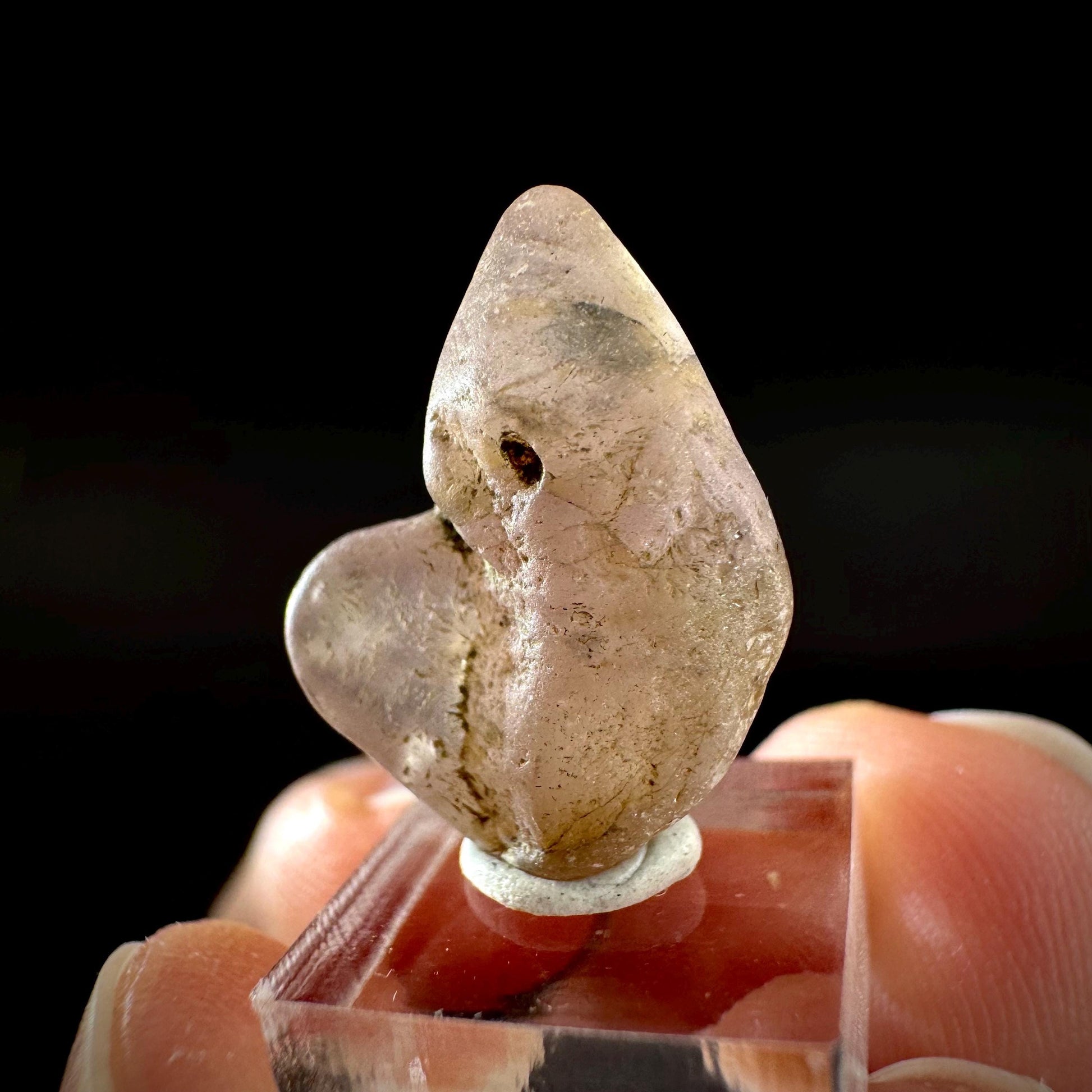 Ceylon Sapphire | natural lilac crystal, uncut raw sapphire, mineral specimen from Sri Lanka