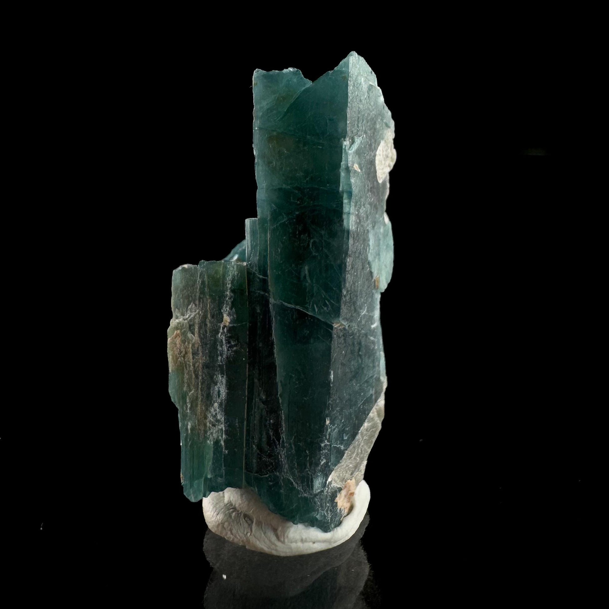 Grandidierite | blue crystal with terminated faces, rare mineral specimen from Madagascar