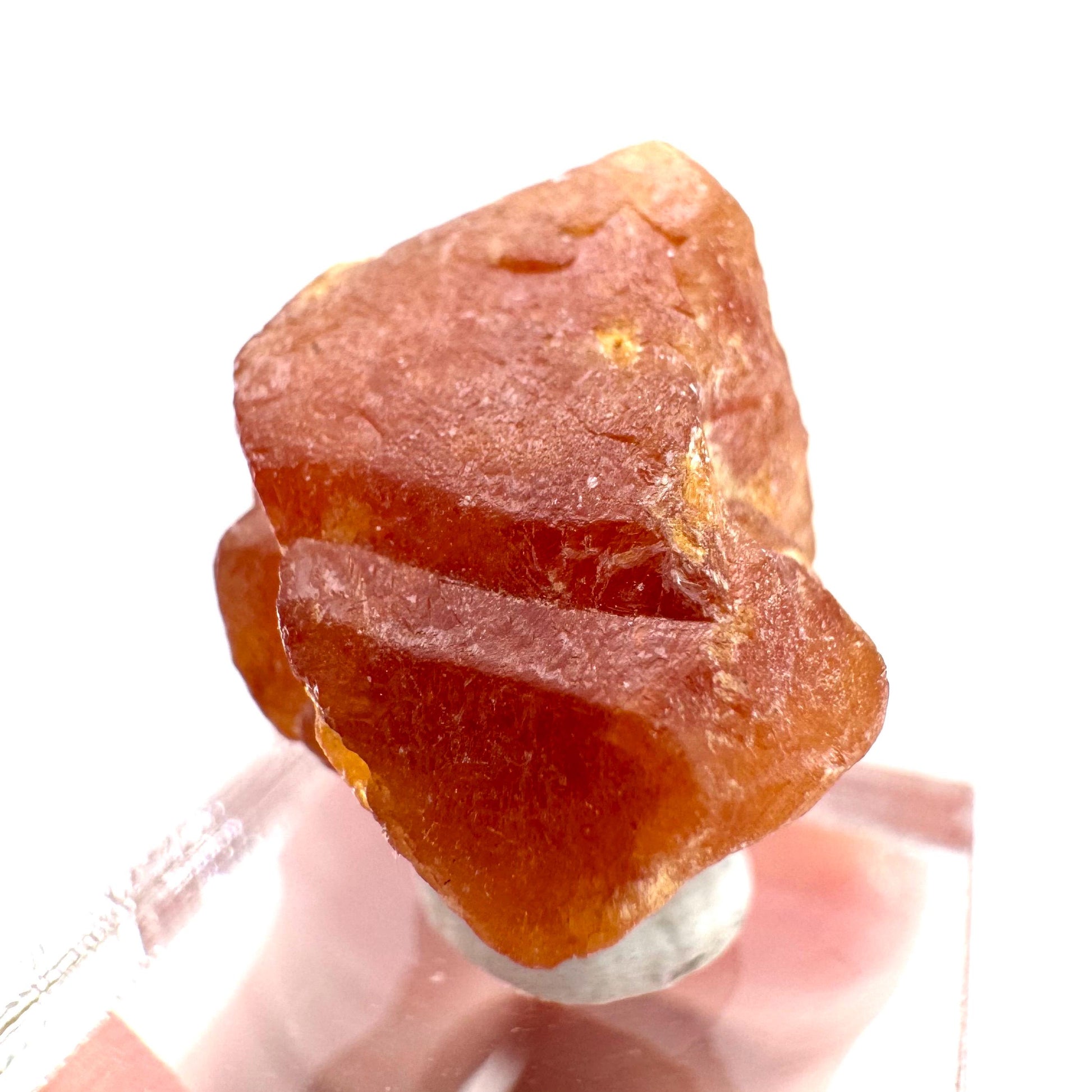 Scheelite | natural orange crystal, mineral specimen from Pakistan