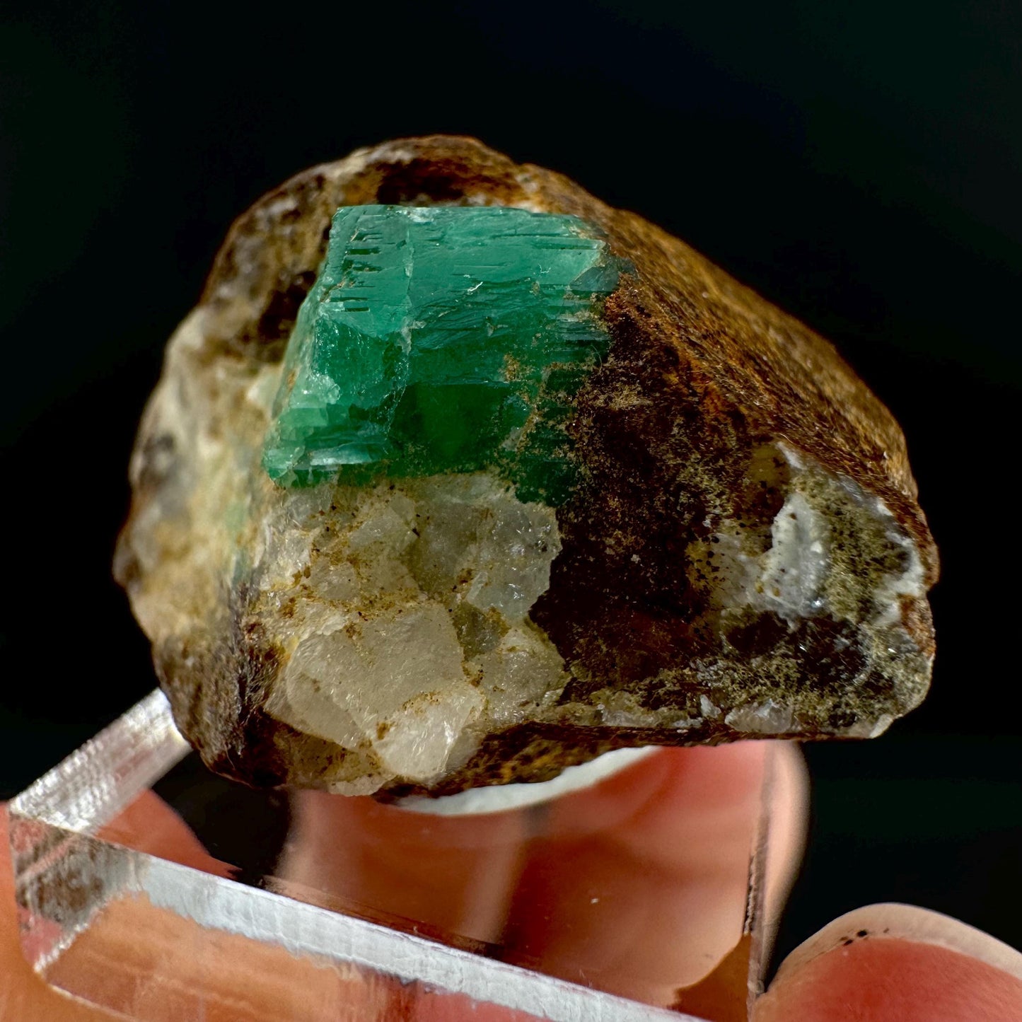Emerald on Matrix | natural green crystal cluster, raw mineral specimen (Pakistan)