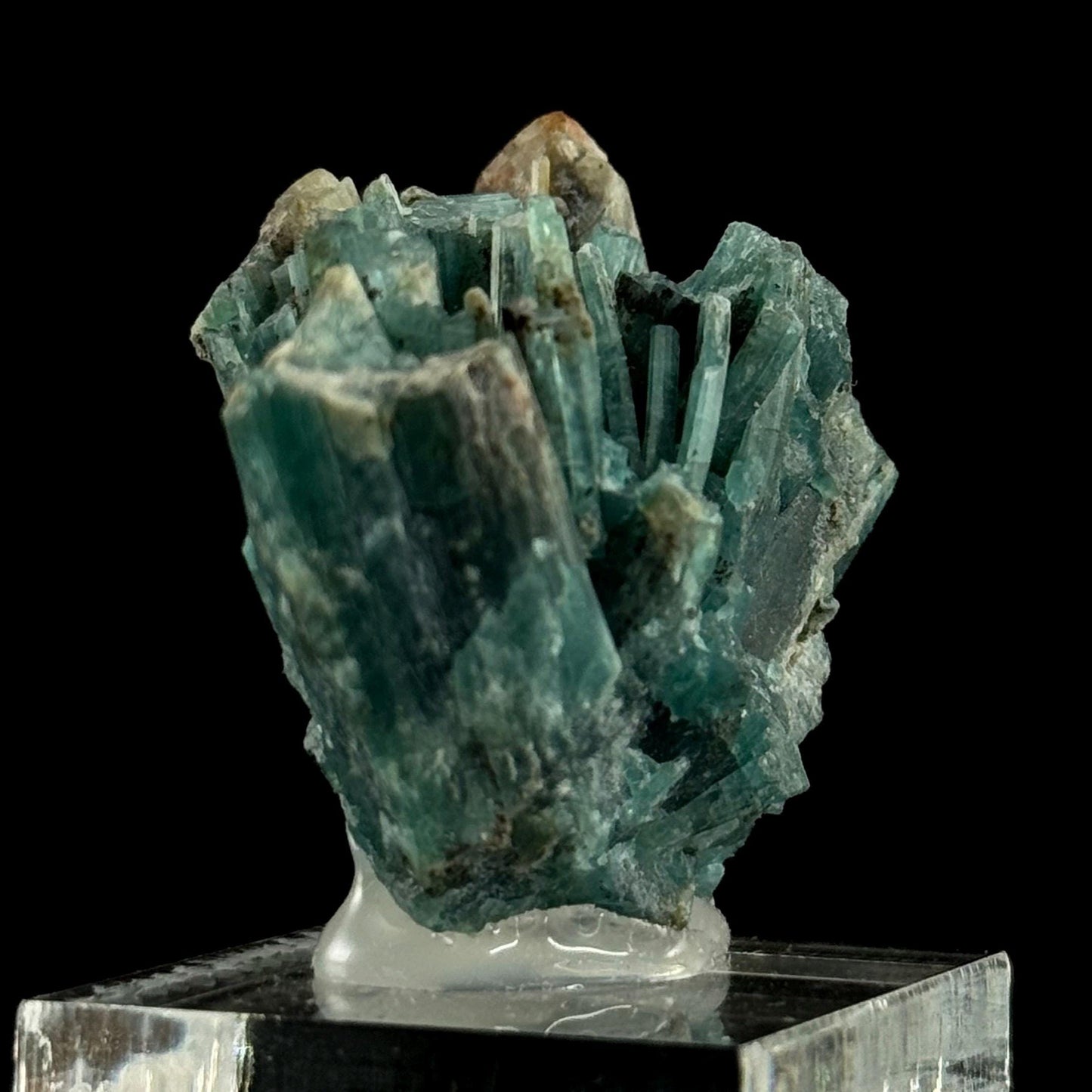 Grandidierite | blue crystal with terminated faces, rare mineral specimen from Madagascar