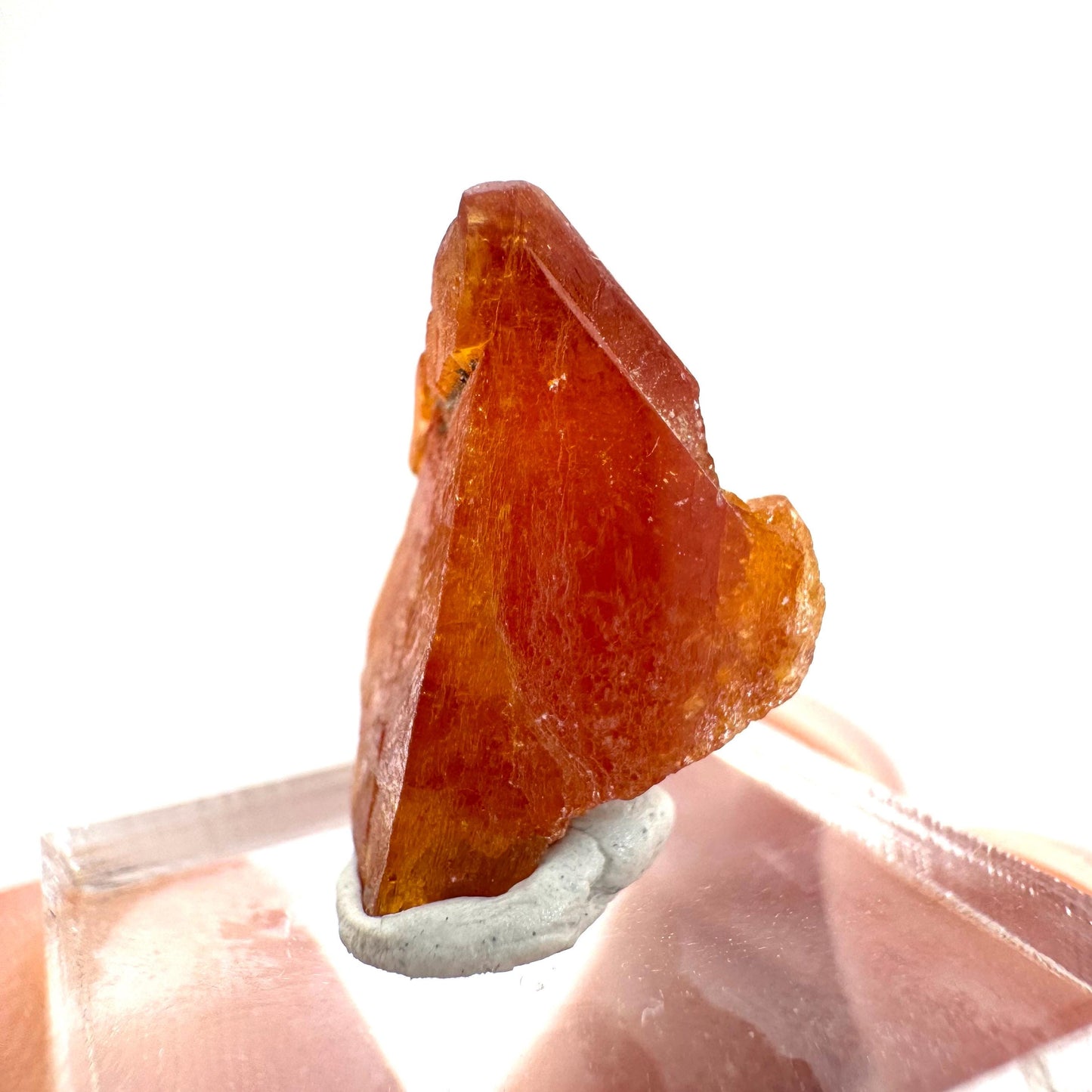 Scheelite | natural orange crystal, mineral specimen from Pakistan
