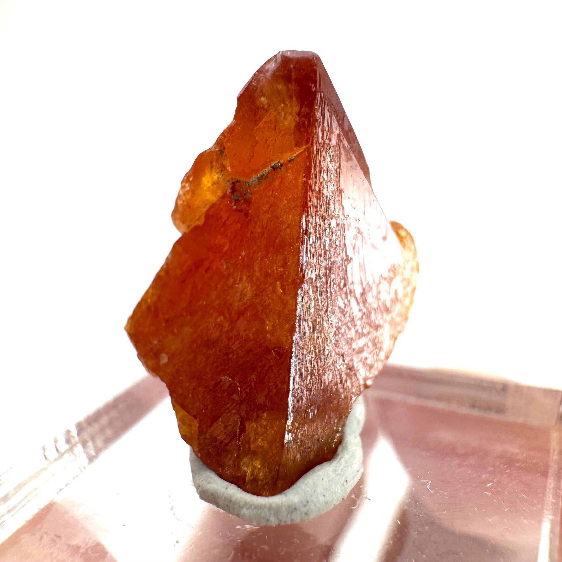 Scheelite | natural orange crystal, mineral specimen from Pakistan