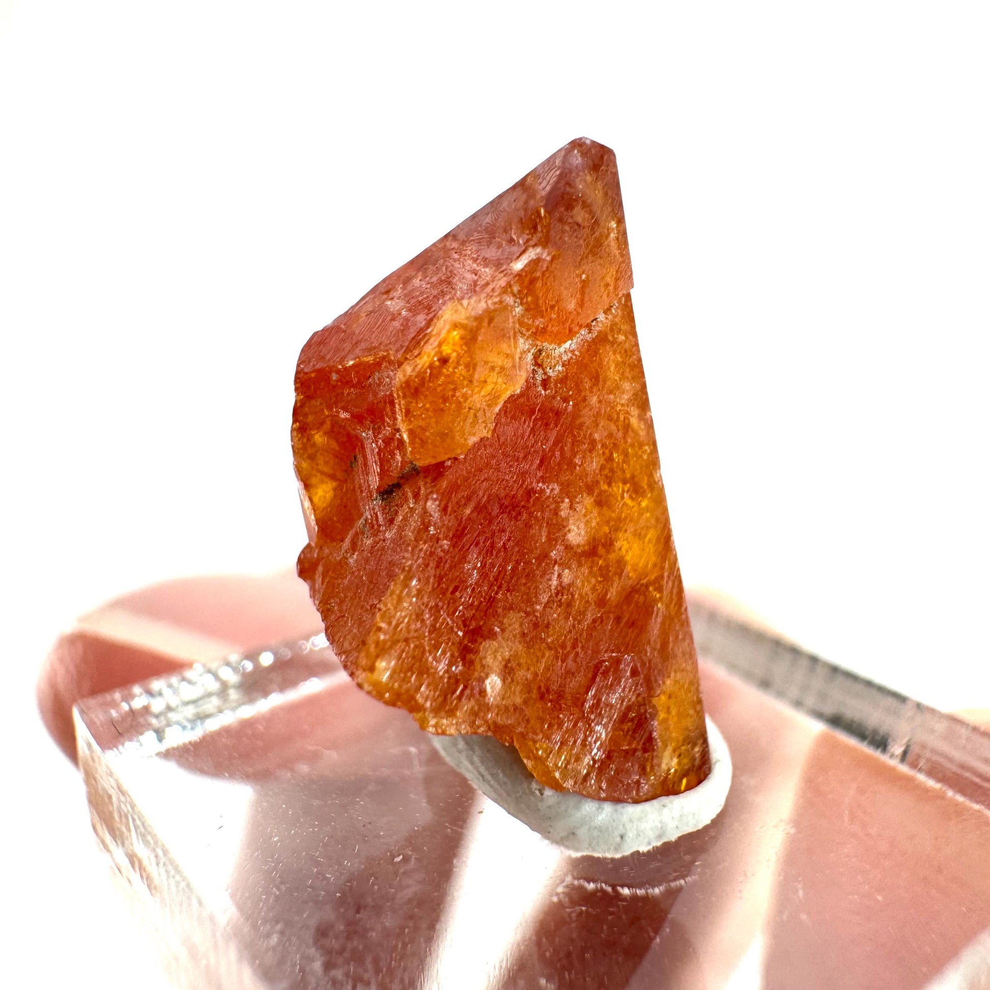 Scheelite | natural orange crystal, mineral specimen from Pakistan