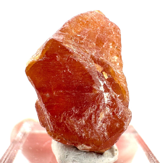 Scheelite | natural orange crystal, mineral specimen from Pakistan