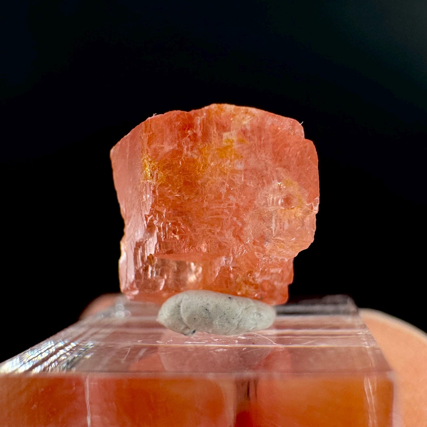 Rhodochrosite | pink crystal, mineral specimen from Pakistan