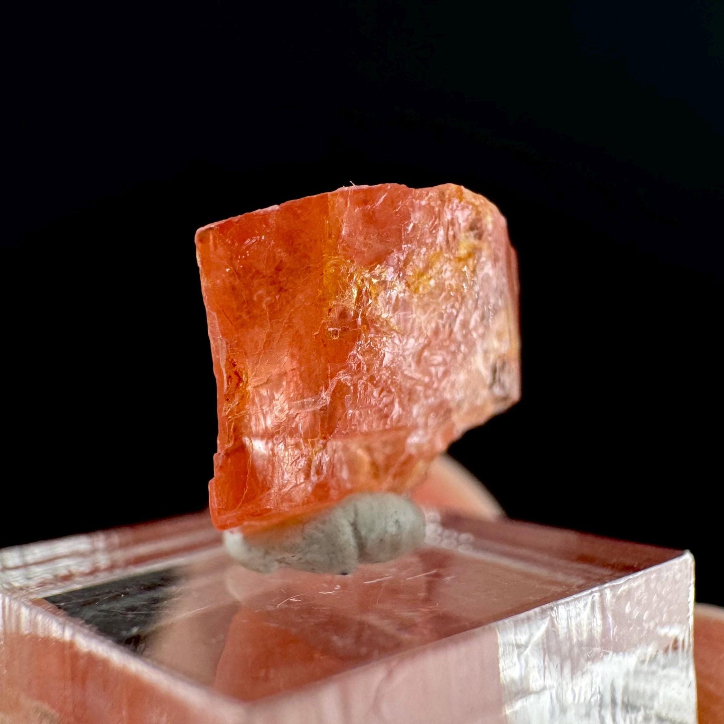 Rhodochrosite | pink crystal, mineral specimen from Pakistan