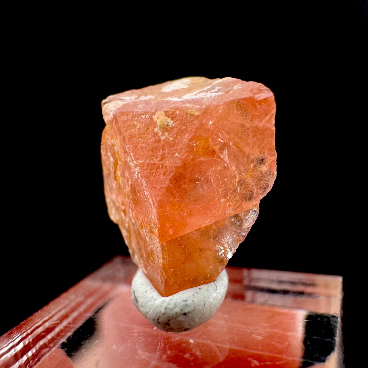 Rhodochrosite | pink crystal, mineral specimen from Pakistan