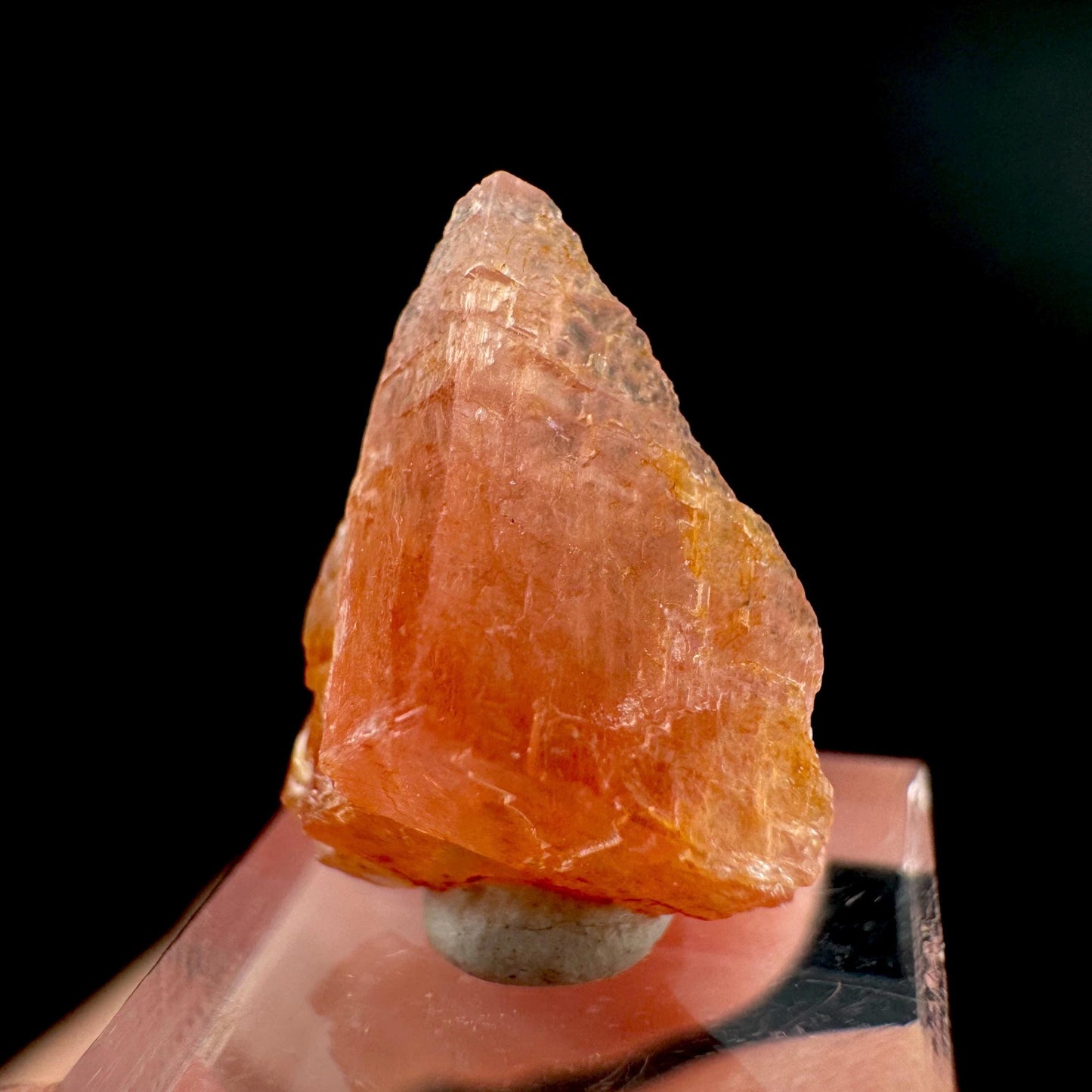 Rhodochrosite | pink crystal, mineral specimen from Pakistan