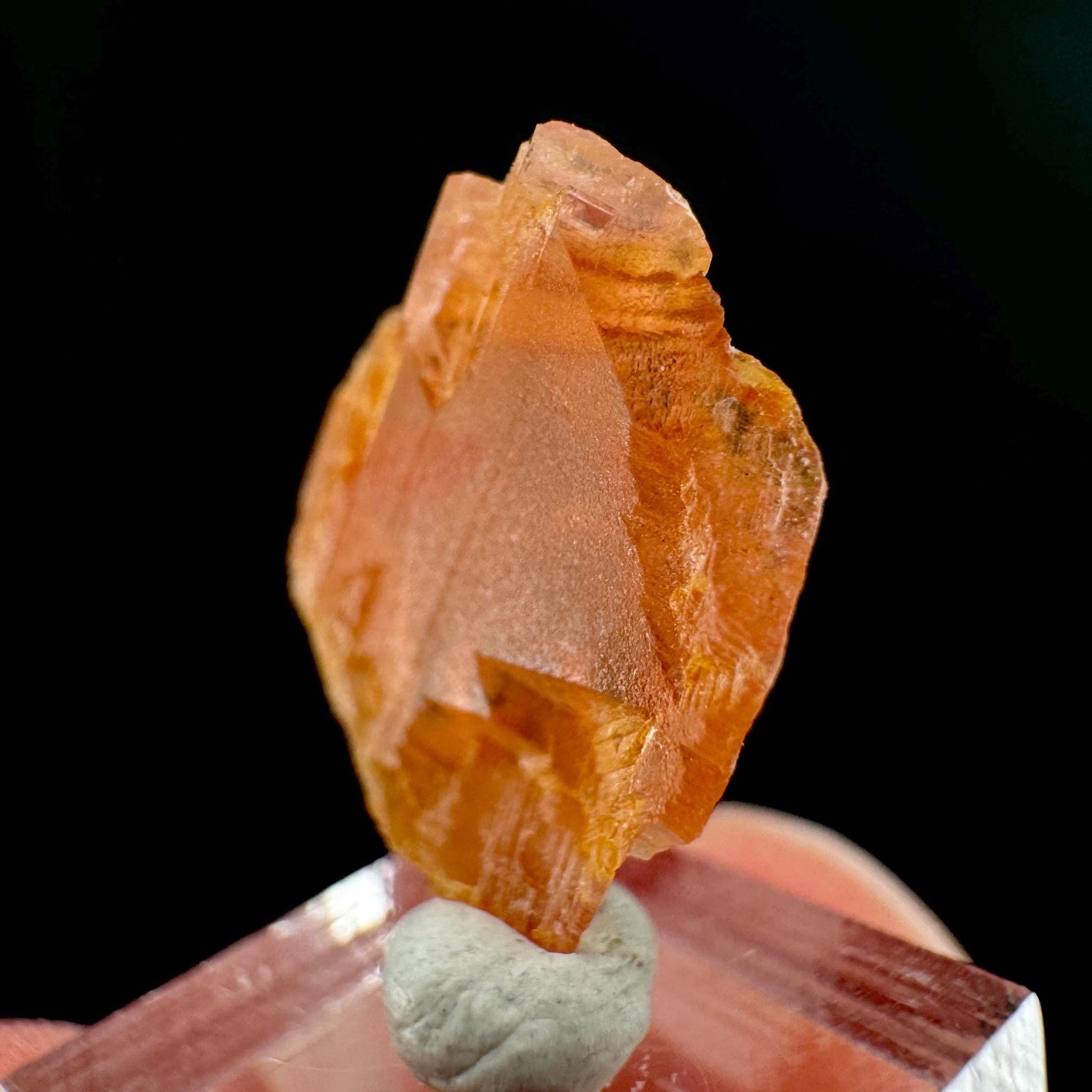 Rhodochrosite | pink crystal, mineral specimen from Pakistan