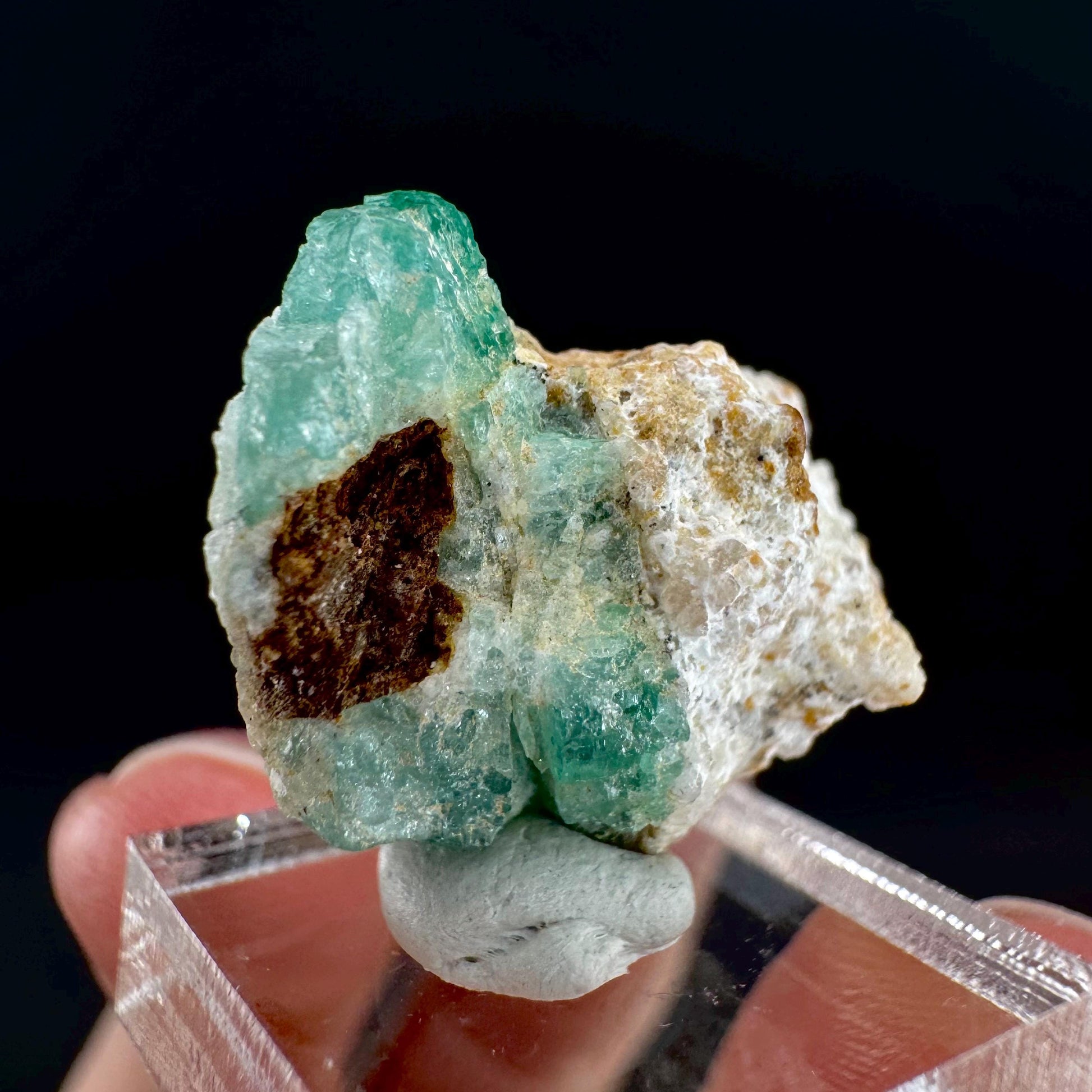 Emerald on Matrix | natural green crystal cluster, raw mineral specimen (Pakistan)